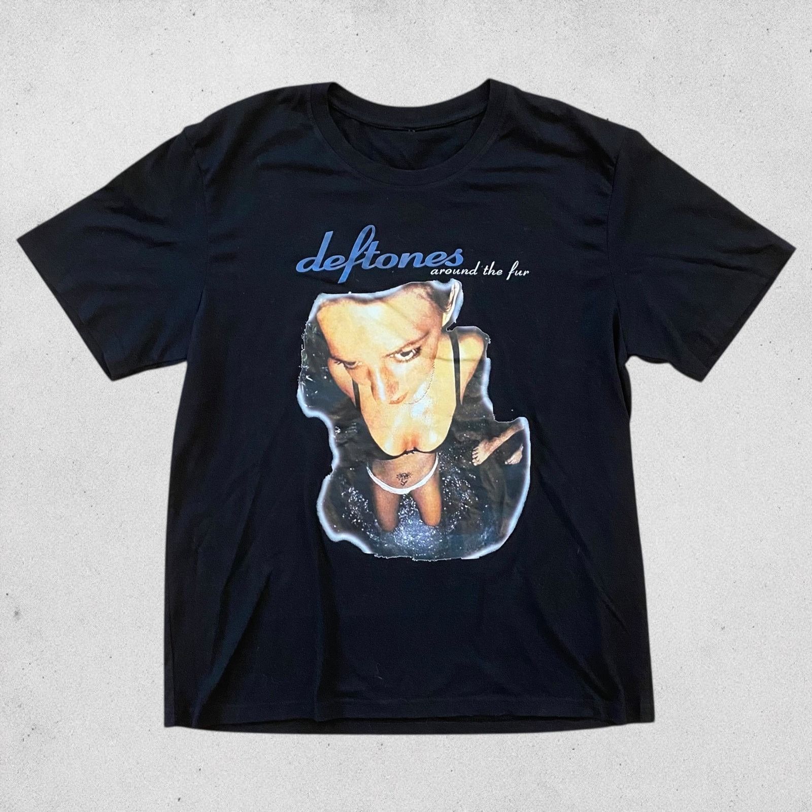 Band Tees × Vintage Vintage Deftones Around The Fur Iron On Graphic Band T Shirt Size US L / EU 52-54 / 3 - 1 Thumbnail