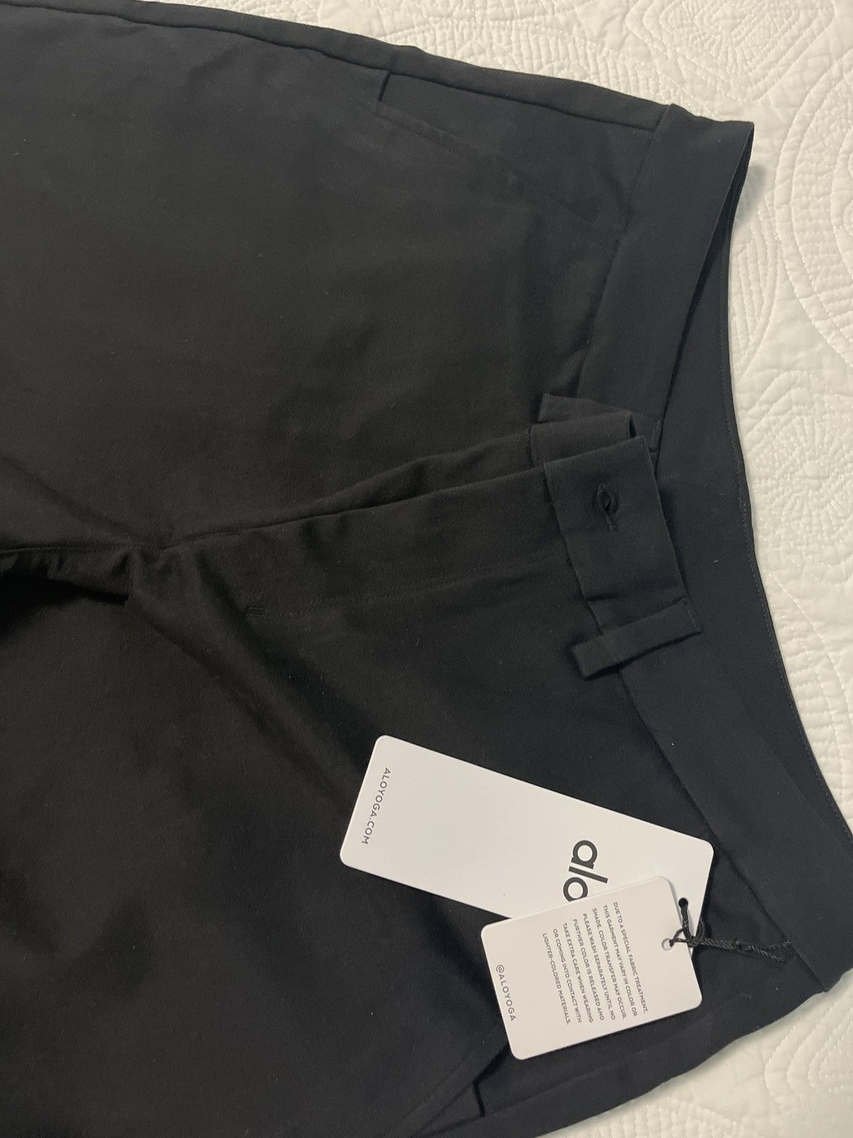 Alo Black Alo Pants never worn Size US 33 - 5 Thumbnail