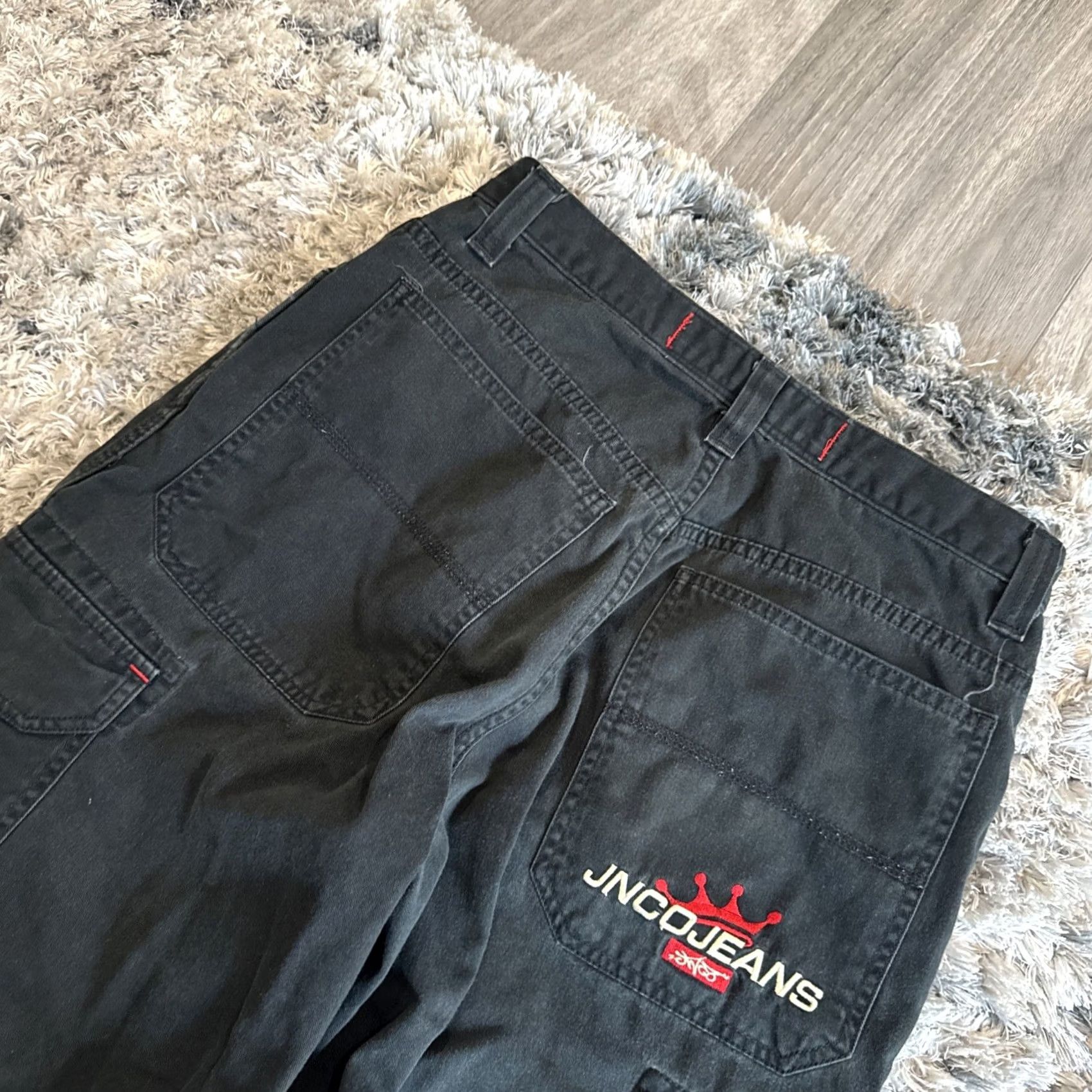 JNCO VINTAGE Jnco Embroidered Black Cargo Pants 90s Y2K Men's Size 32x30 RARE HTF Size US 32 / EU 48 - 4 Thumbnail