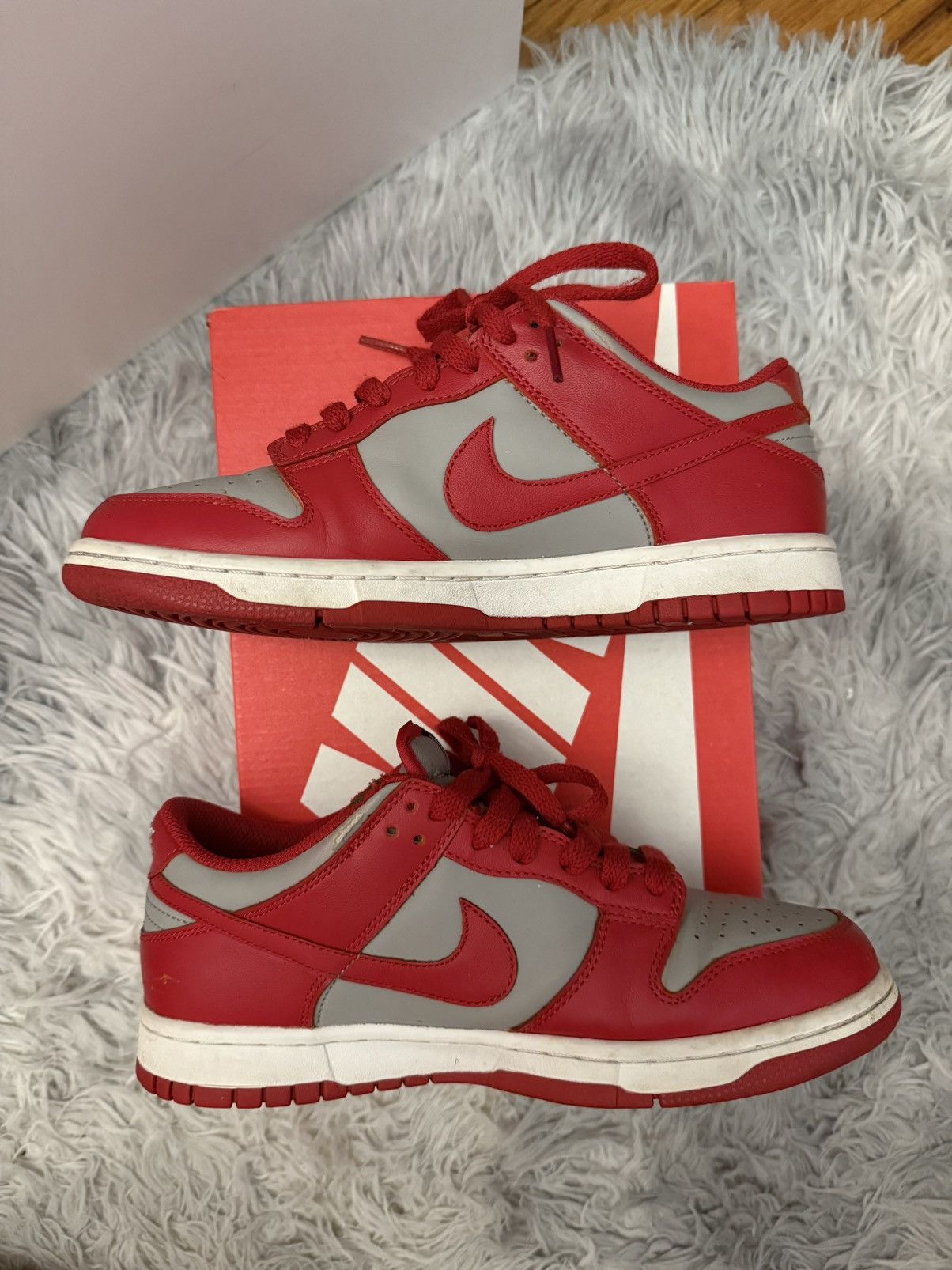 Nike Nike Dunk Low GS UNLV Size US 6 / EU 39 - 1 Thumbnail