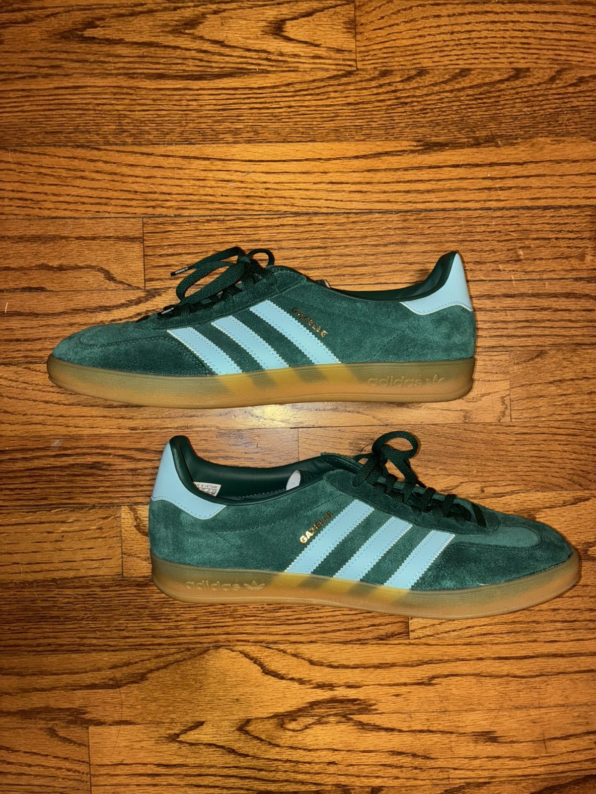 adidas gazelle silver green womens adidas x Gucci Gazelle Green GG Monogram – GlobalSneakers