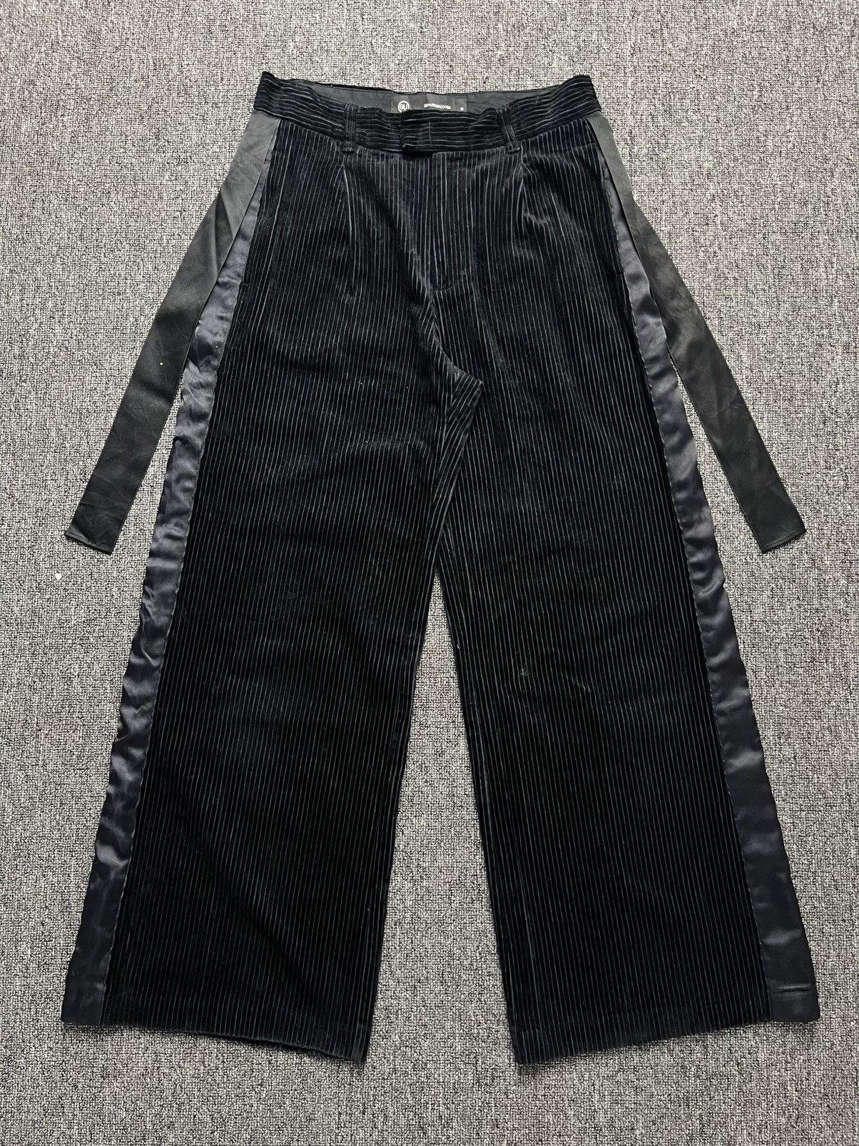 GU × Undercover Undercover x GU curduroy pants baggy fit Size US 29 - 1 Thumbnail