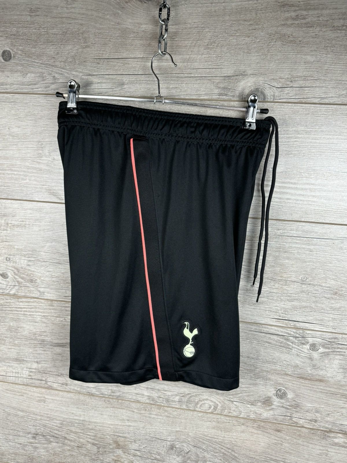 Nike Nike Tottenham Away Shorts Size US 36 / EU 52 - 6 Thumbnail