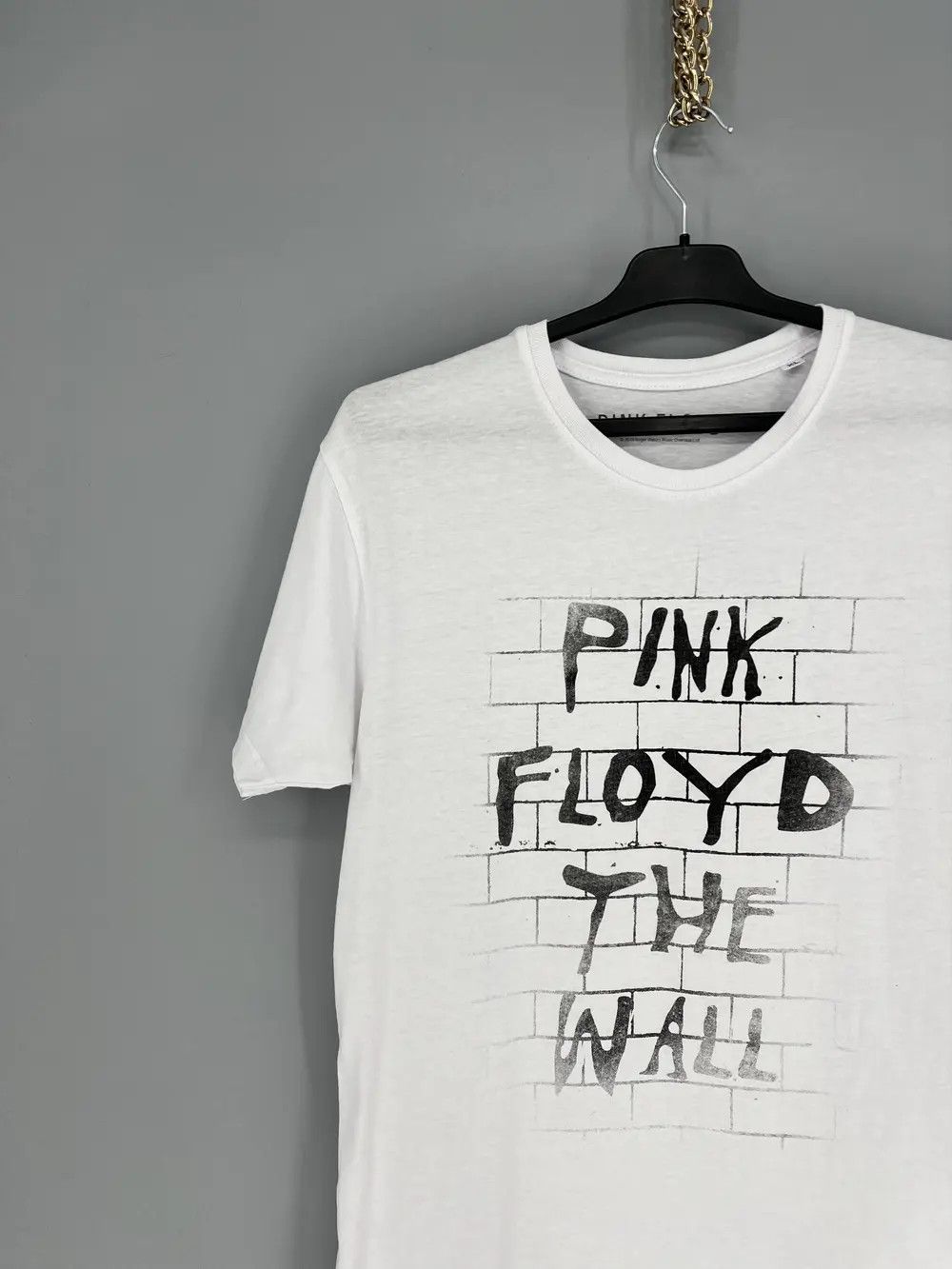 Band Tees × Vintage Vintage Y2K Pink Floyd The Wall Band Shirt Rock Band Tee Size US L / EU 52-54 / 3 - 4 Thumbnail
