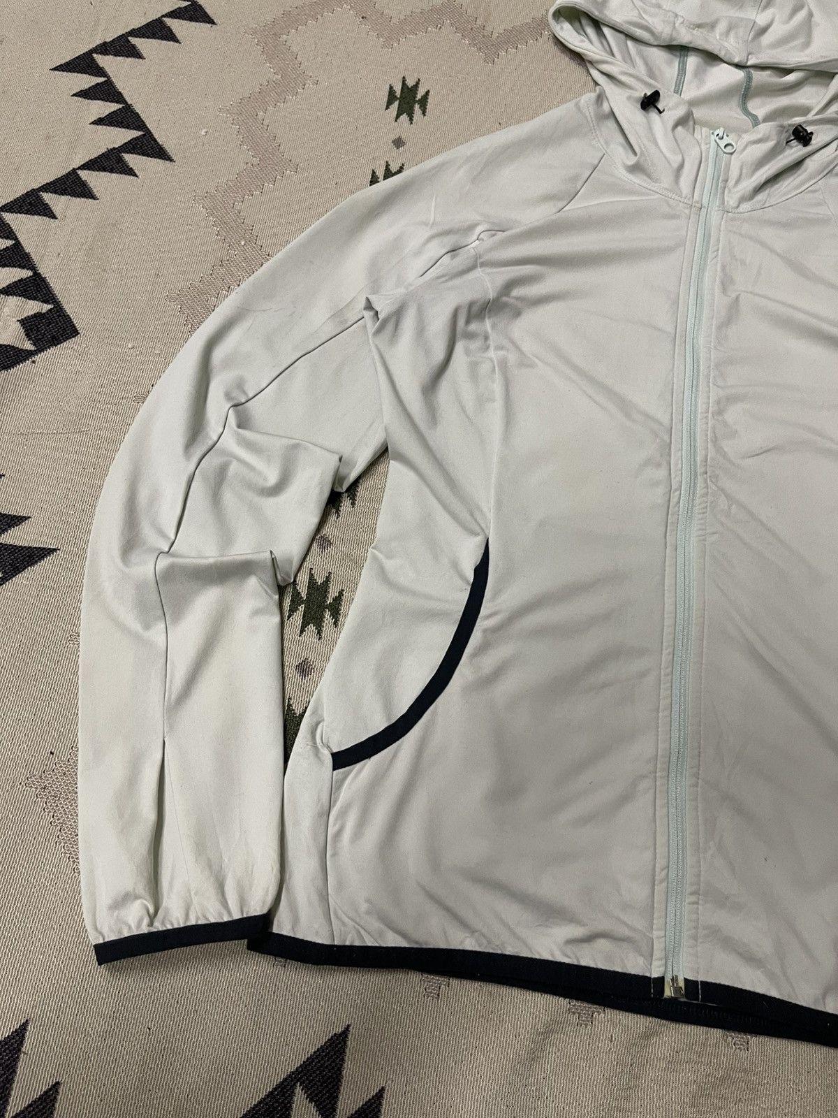 Arc'teryx ARCTERYX SOLTERA HOODIE LIGHT JACKET LIGHT GREEN Size S / US 4 / IT 40 - 3 Thumbnail