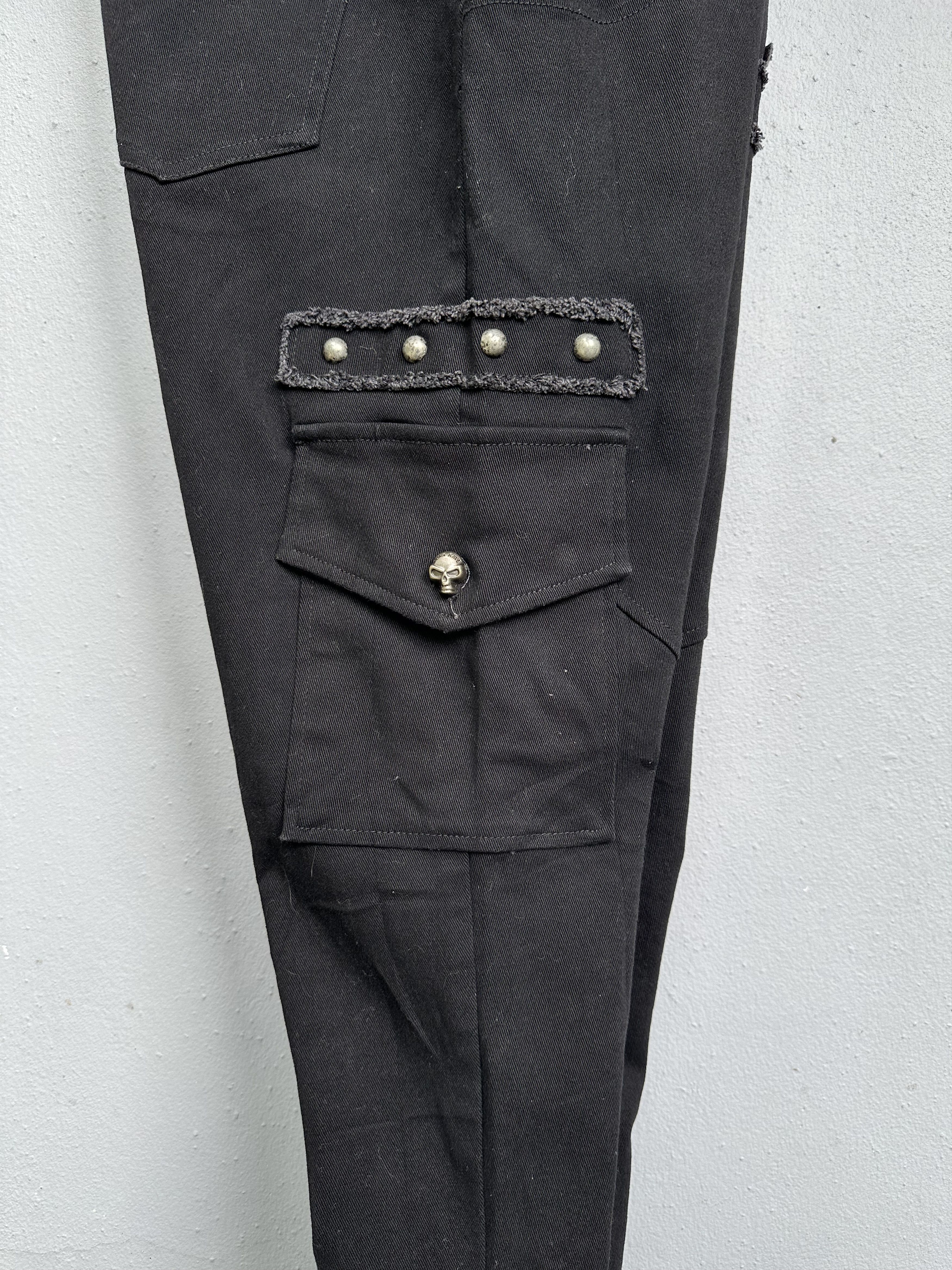 Japanese Brand Japanese Brand PUNKRAVE Skinny Elastic Cargo Pants Size US 32 / EU 48 - 18 Thumbnail