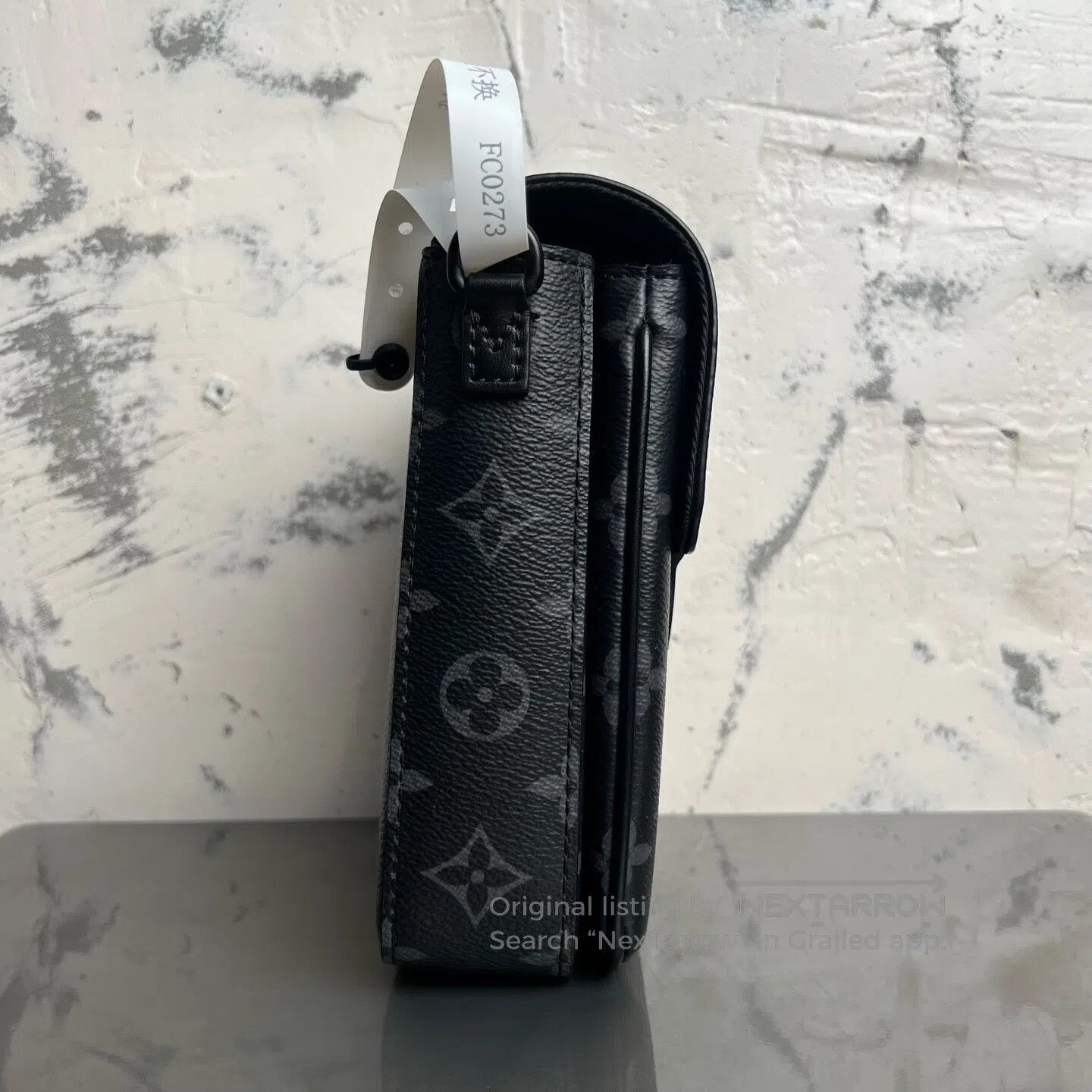 Louis Vuitton Louis Vuitton S-lock magnetic buckle closure Single-should Size ONE SIZE - 2 Thumbnail