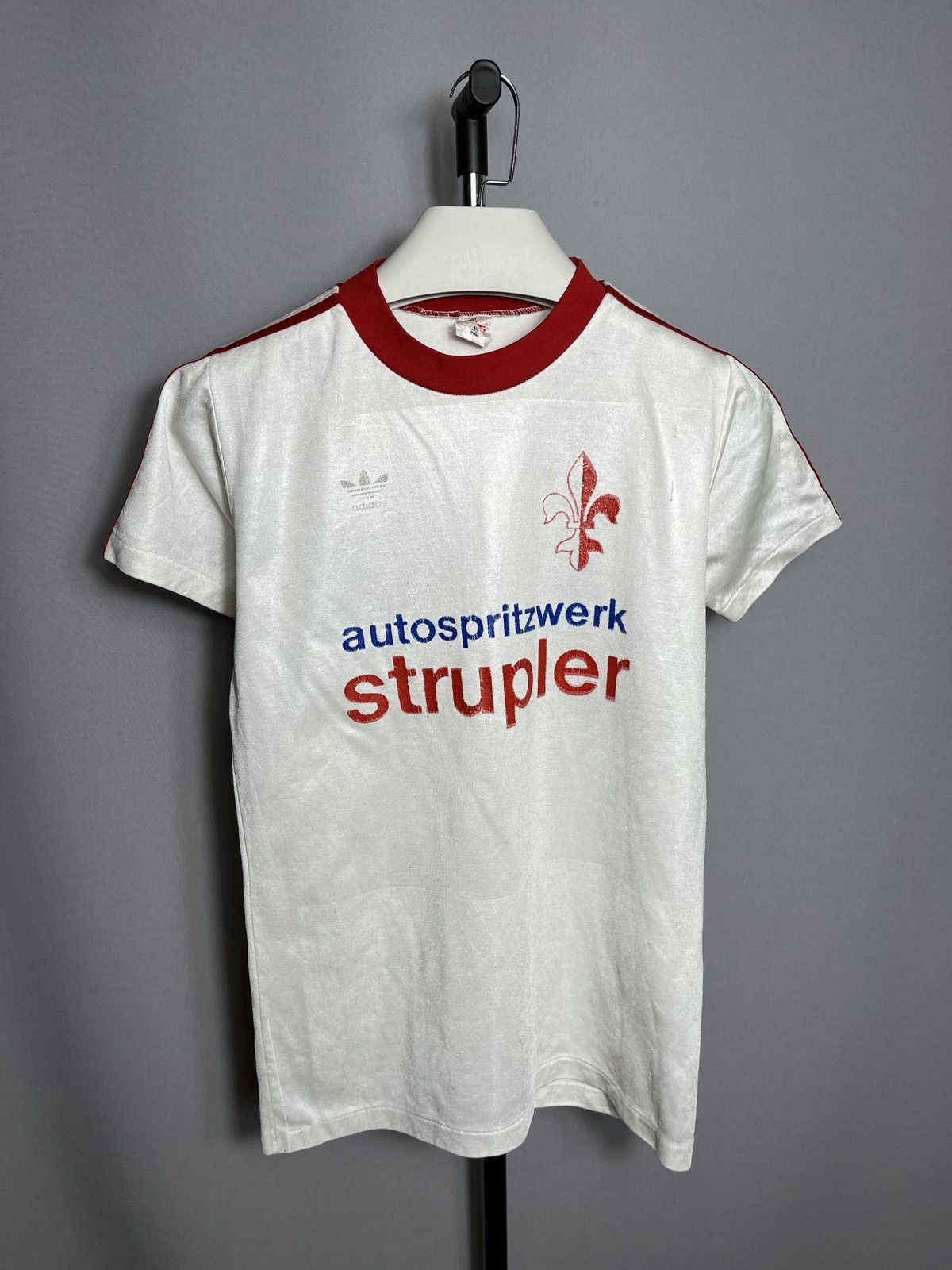 vintage fleur de lis adidas 70s west germany white shirt