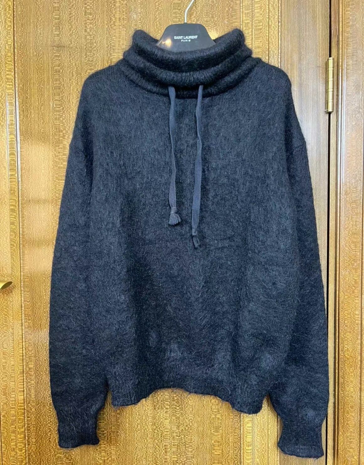 Saint Laurent Paris Saint Laurent Black Cashmere Turtleneck Sweater Size US S / EU 44-46 / 1 - 1 Thumbnail