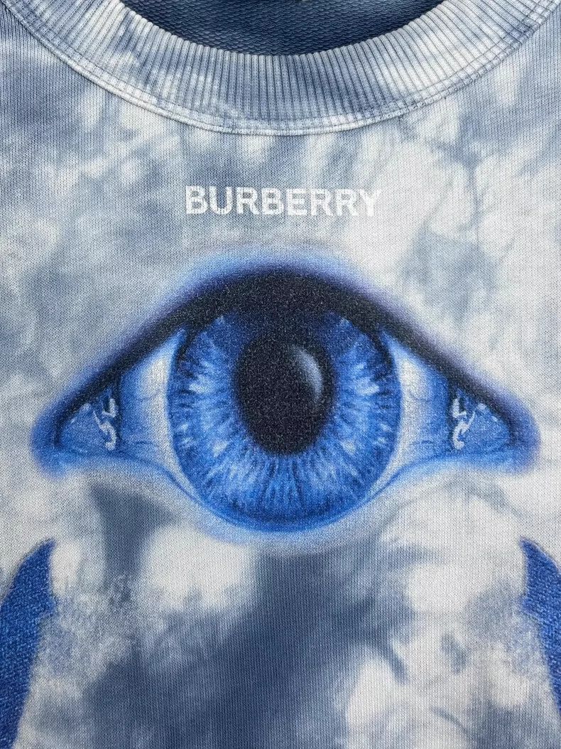Burberry Burberry Burberry Blue Shark Print Crewneck Sweatshirt-250 Size US L / EU 52-54 / 3 - 8 Thumbnail