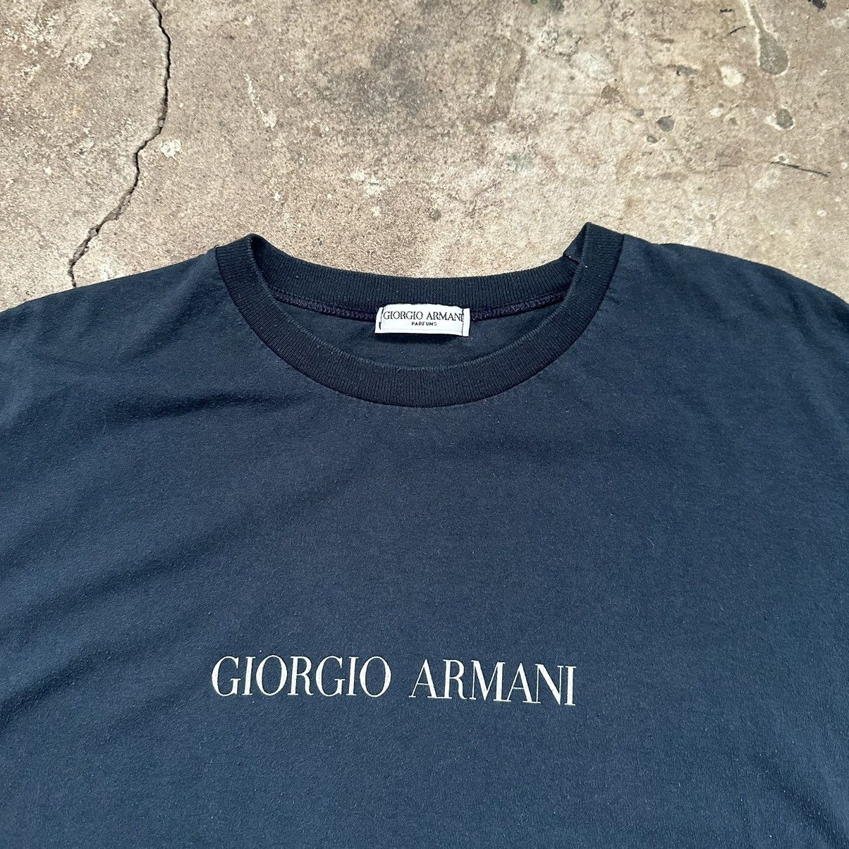 Emporio Armani Vintage giorgio Armani big logo T-Shirt Size US L / EU 52-54 / 3 - 4 Thumbnail