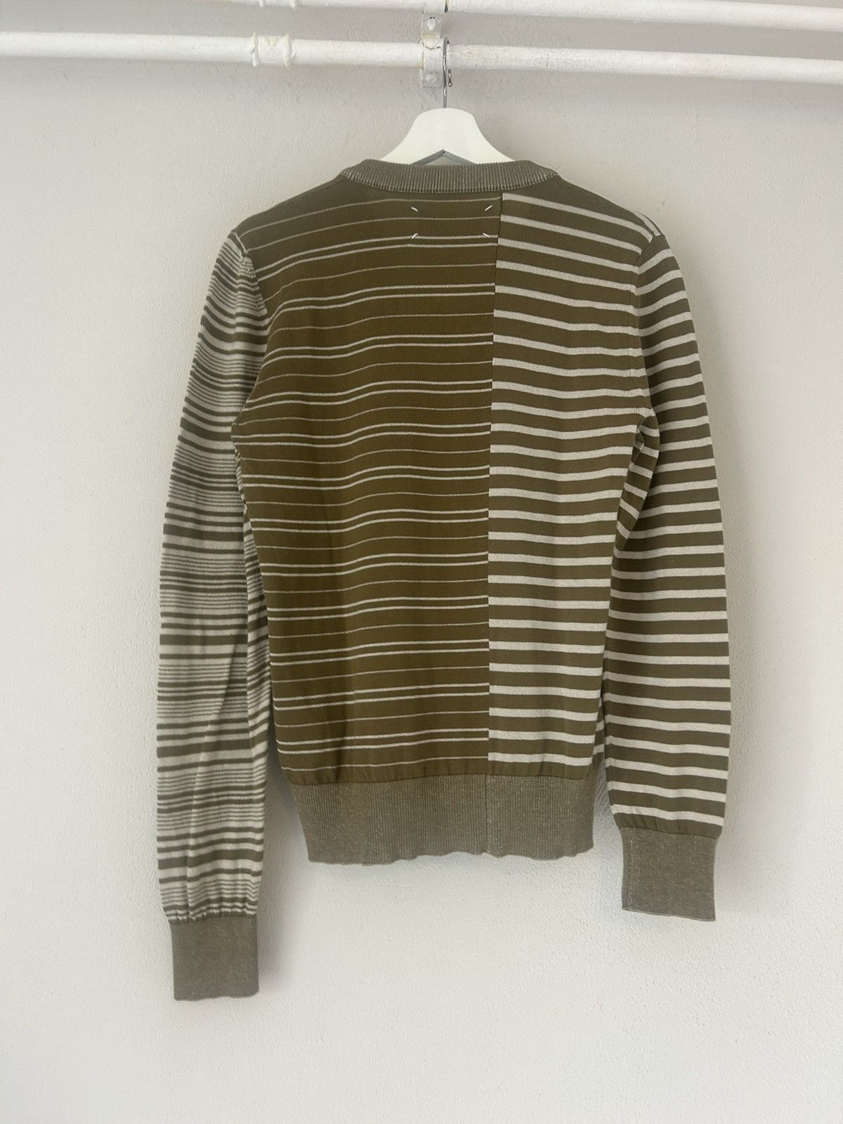 Maison Margiela Reconstructed Asymmetric Striped V-Neck Sweater Size US M / EU 48-50 / 2 - 9 Thumbnail