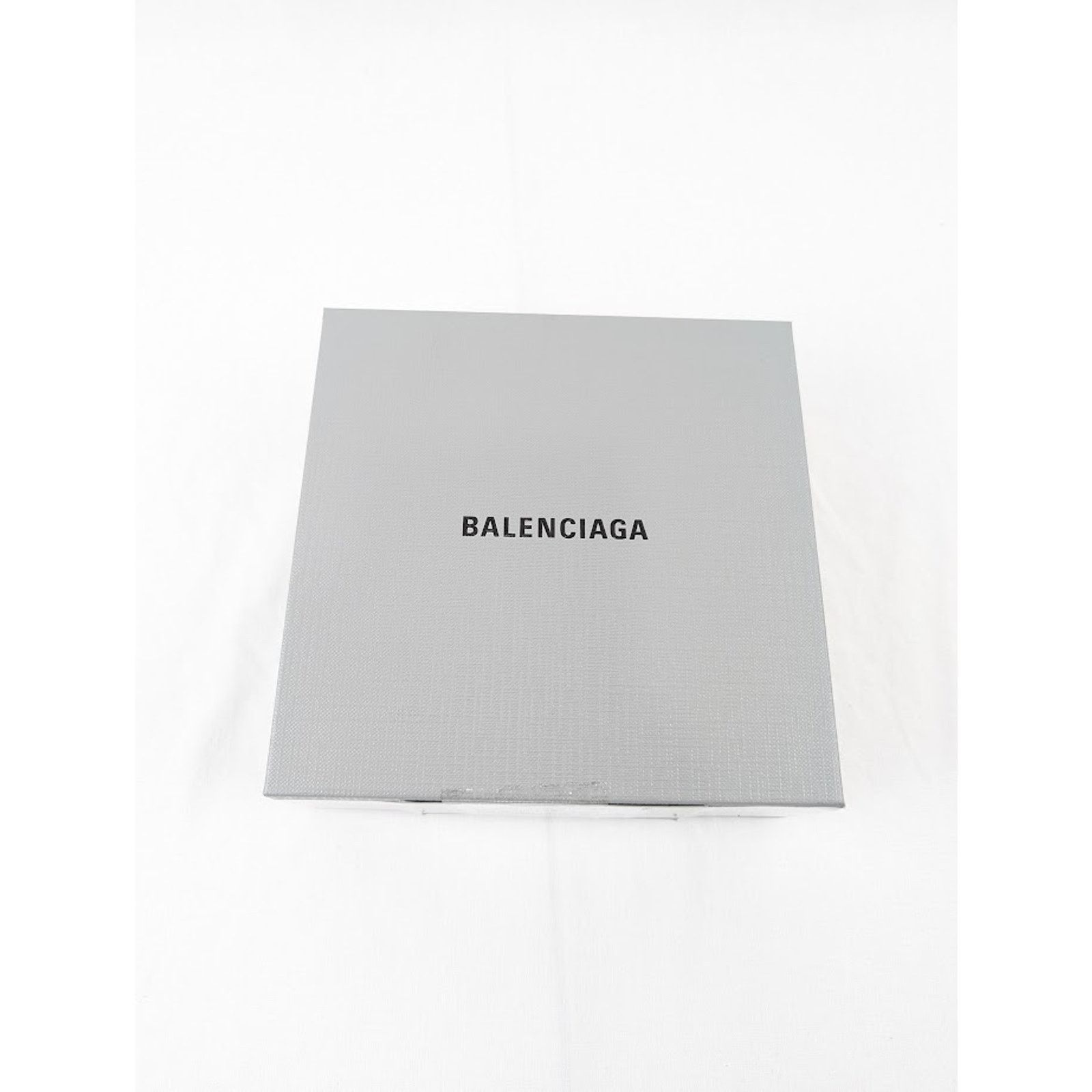 Balenciaga o1rshd1 Size: 100 / Q:4 / BB Signature Belt 30 BB Monogram Size 40 - 20 Thumbnail