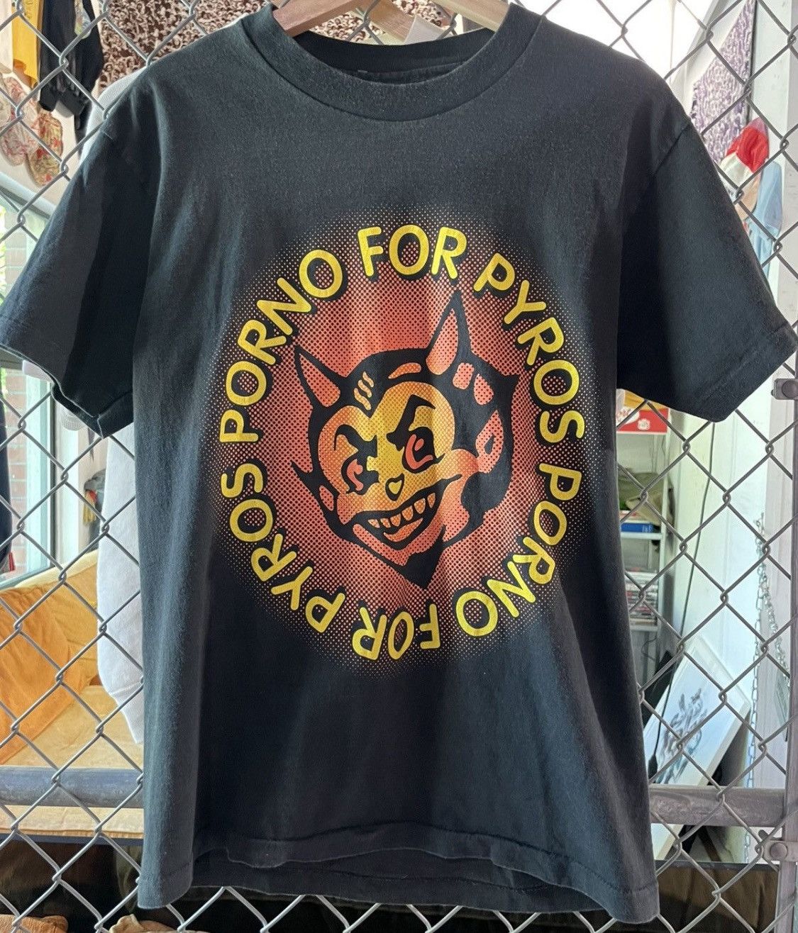 Леви мен Гаджил махаббат пен секс фанфигі