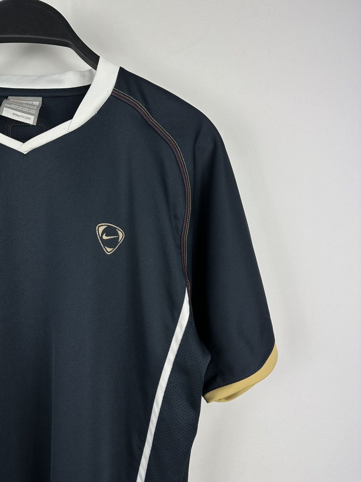 Nike × Vintage Vintage Nike Ronaldinho R10 Soccer Jersey Size US S / EU 44-46 / 1 - 3 Thumbnail