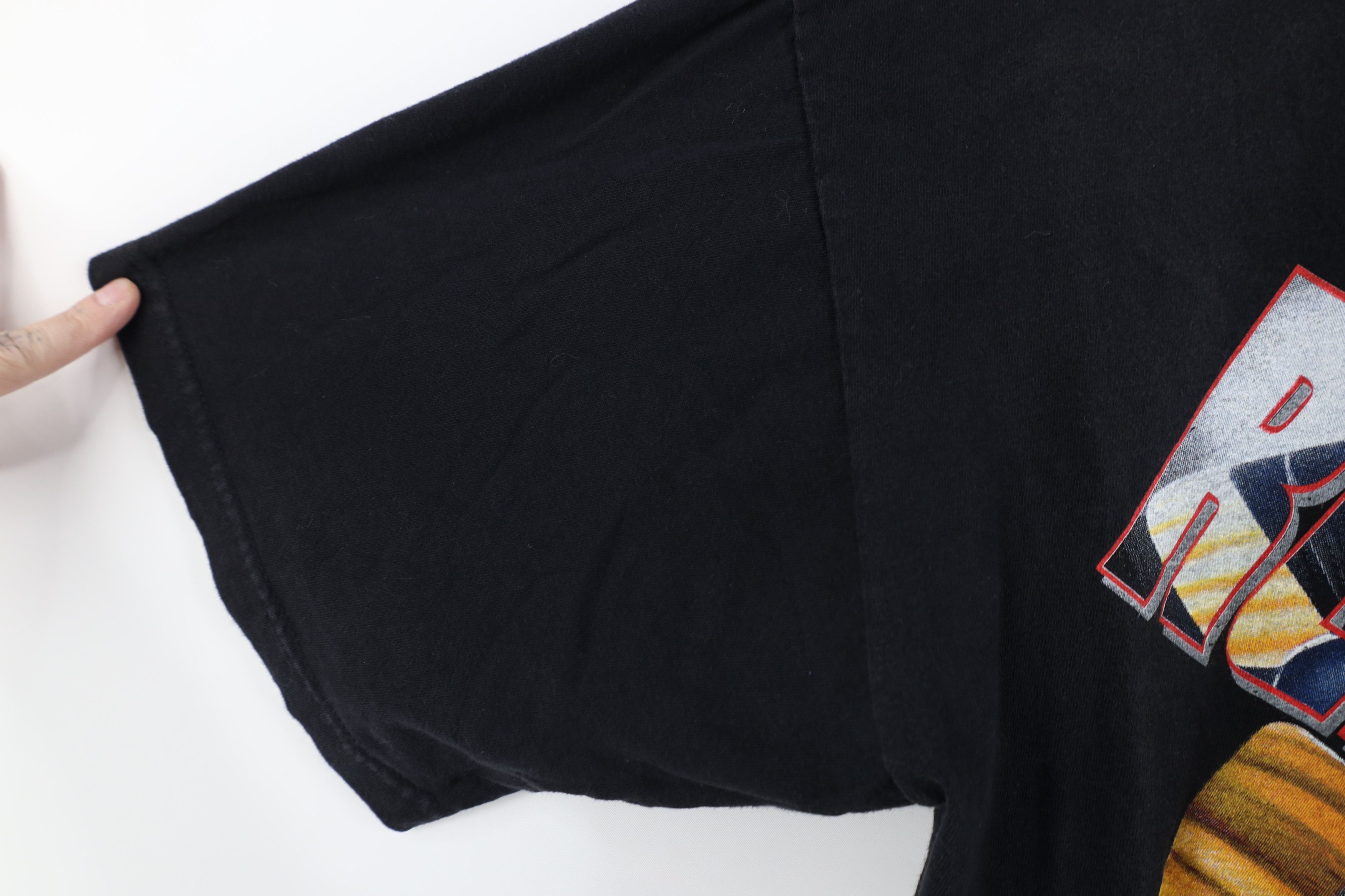 Vintage Vintage 90s Detroit Red Wings Hockey T-Shirt Black USA Size US XL / EU 56 / 4 - 9 Thumbnail