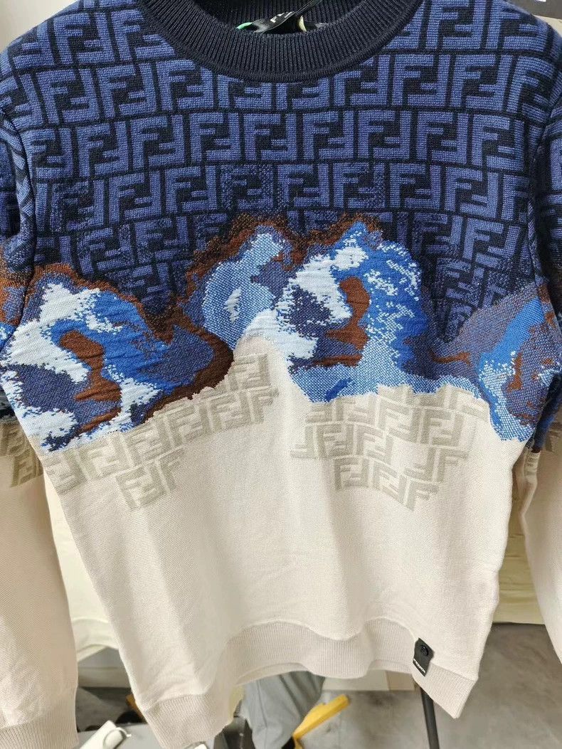 Fendi FENDI Gradient Knit Sweater with Tags Size US M / EU 48-50 / 2 - 3 Thumbnail