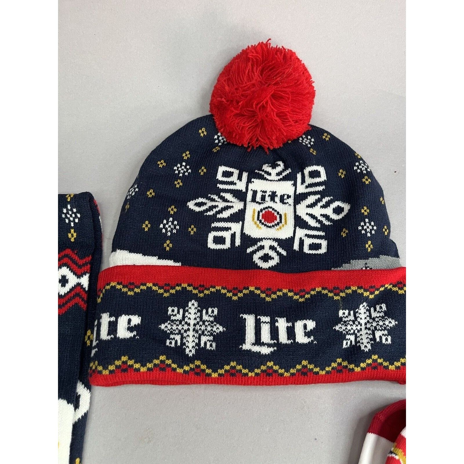 Other Miller Light Beer Knit Holiday Scarf Hat & Socks Ugly Christ Size ONE SIZE - 5 Thumbnail