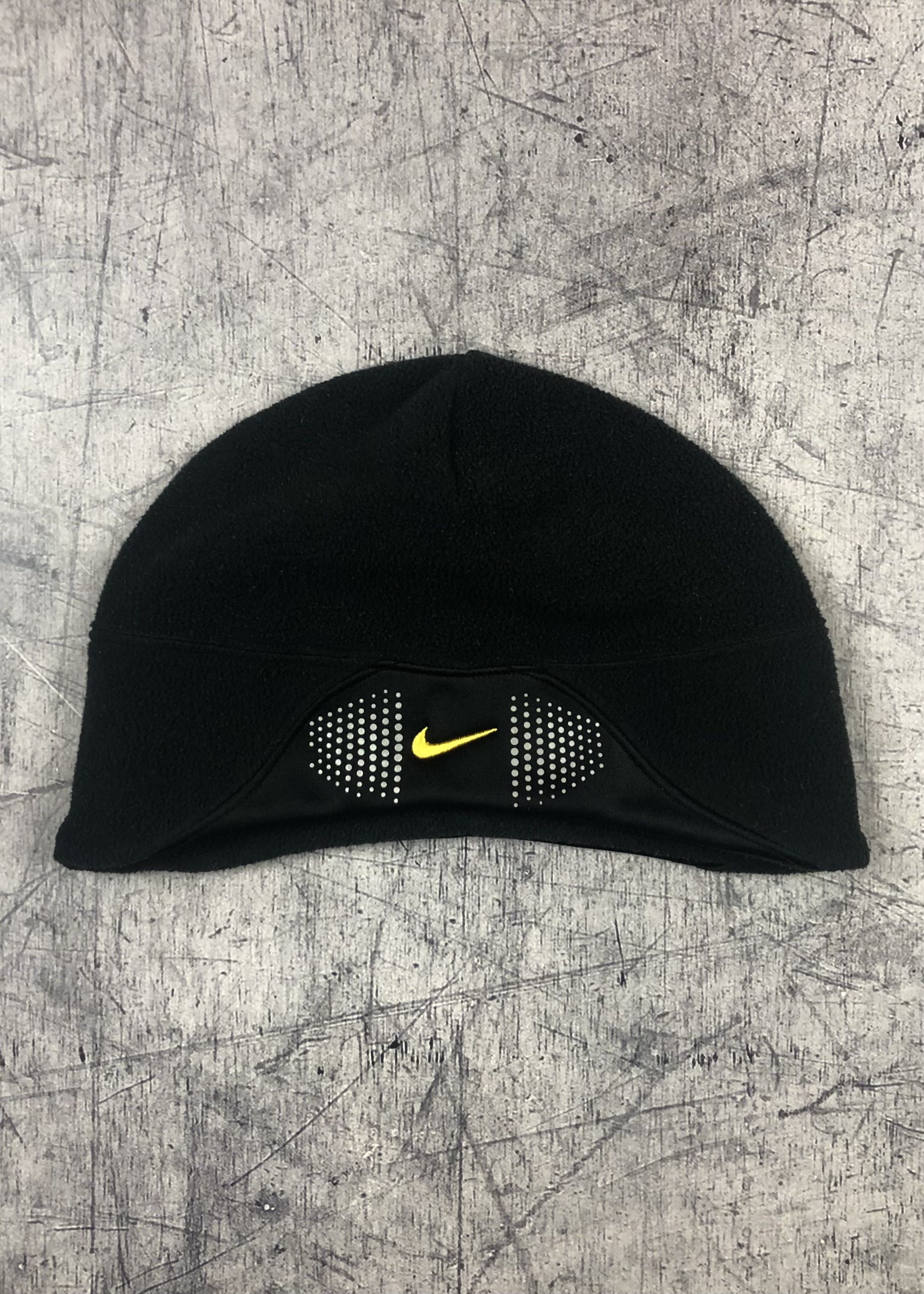 Nike Vintage Nike Swoosh Fleece Reflective Hat Size ONE SIZE - 1 Thumbnail
