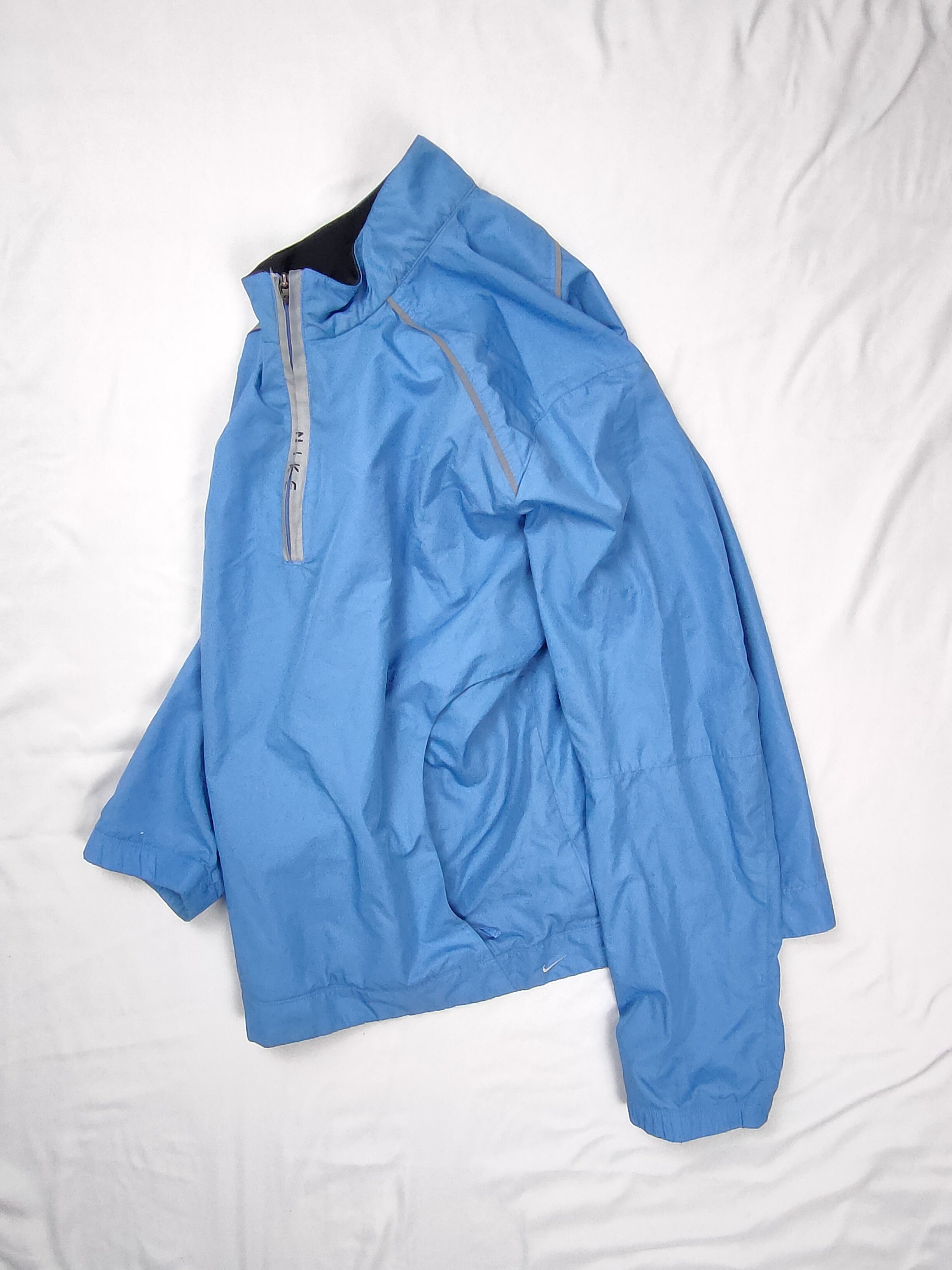 Nike 2002 Nike Vintage Jacket Size L / US 10 / IT 46 - 2 Thumbnail