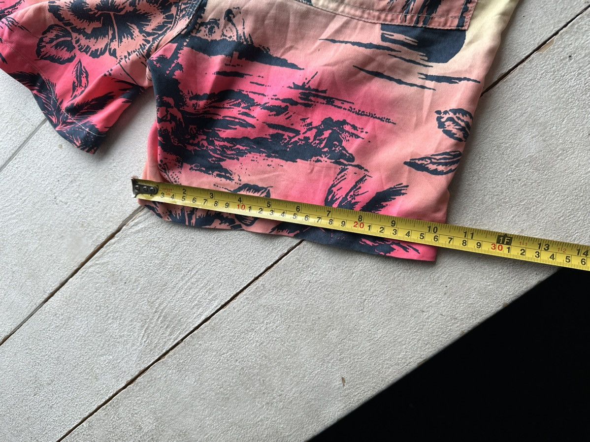Quiksilver 🚨RARE BILLABONG BIG LOGO SWIM SHORTS Y2K SURF VINTAGE Size US 28 / EU 44 - 12 Thumbnail