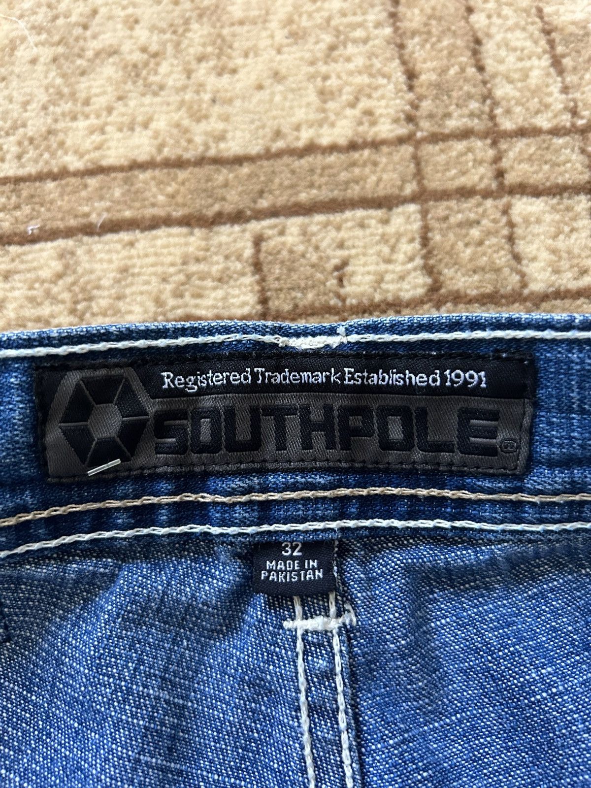 Southpole × Vintage Vintage Southpole Baggy Denim Faded Blue Shorts Size US 32 / EU 48 - 10 Thumbnail