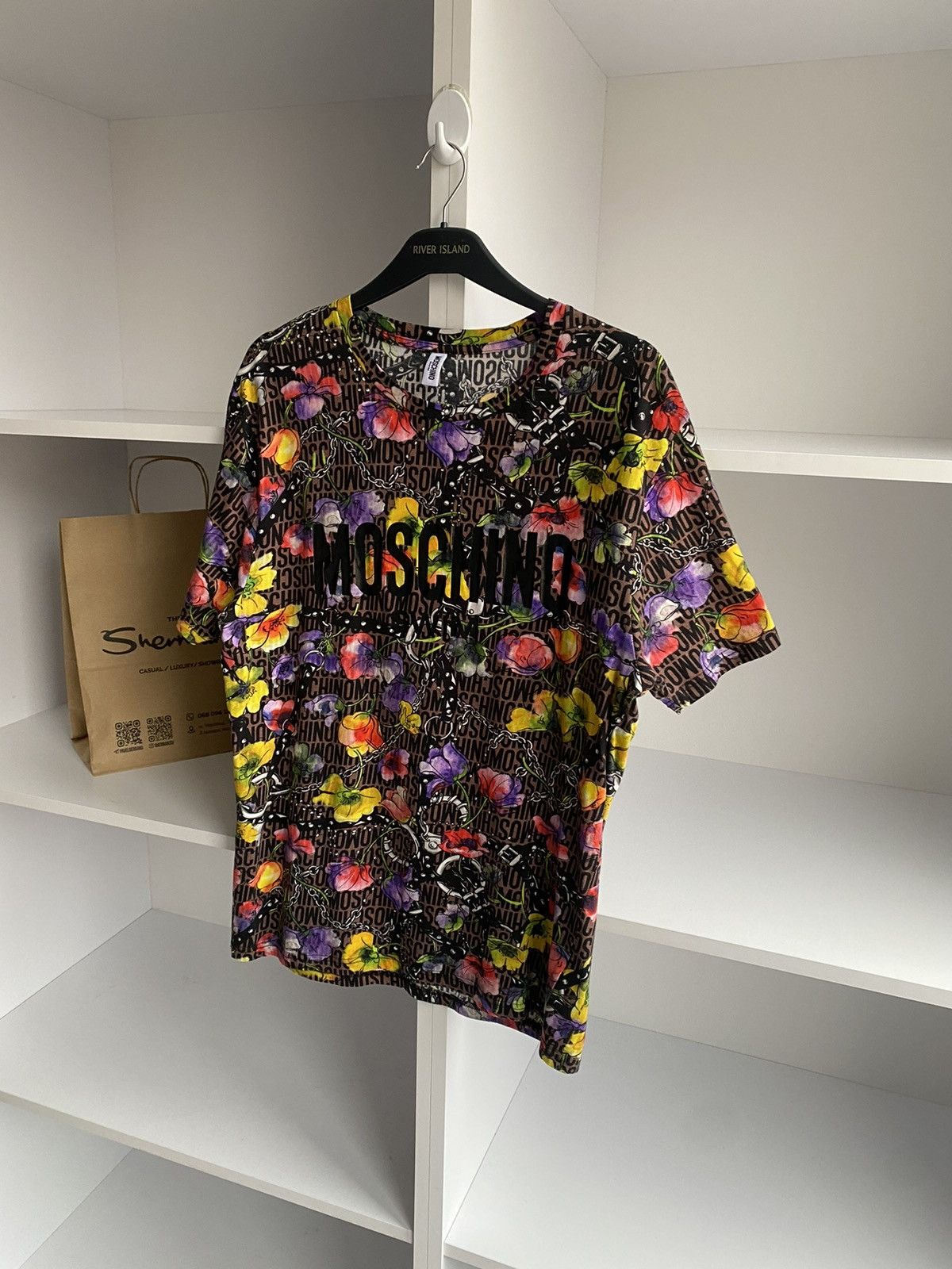 Moschino × Vintage Vintage MOSCHINO FLORAL SWIM LOGO TEE Size US M / EU 48-50 / 2 - 3 Thumbnail