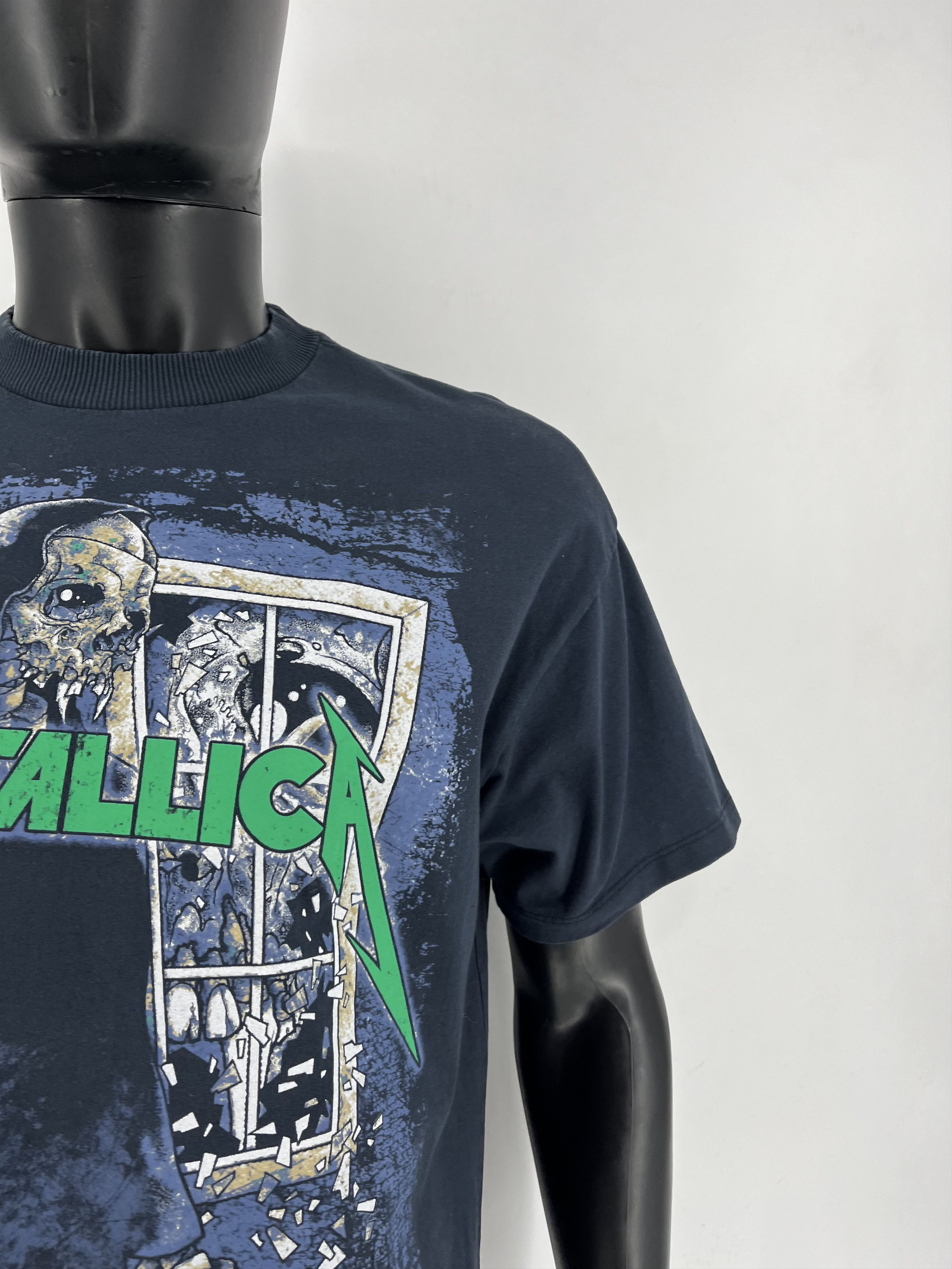 Band Tees Vintage Y2K Metallica Skulls Dead Face Band Rock Streetwear Size US L / EU 52-54 / 3 - 8 Thumbnail