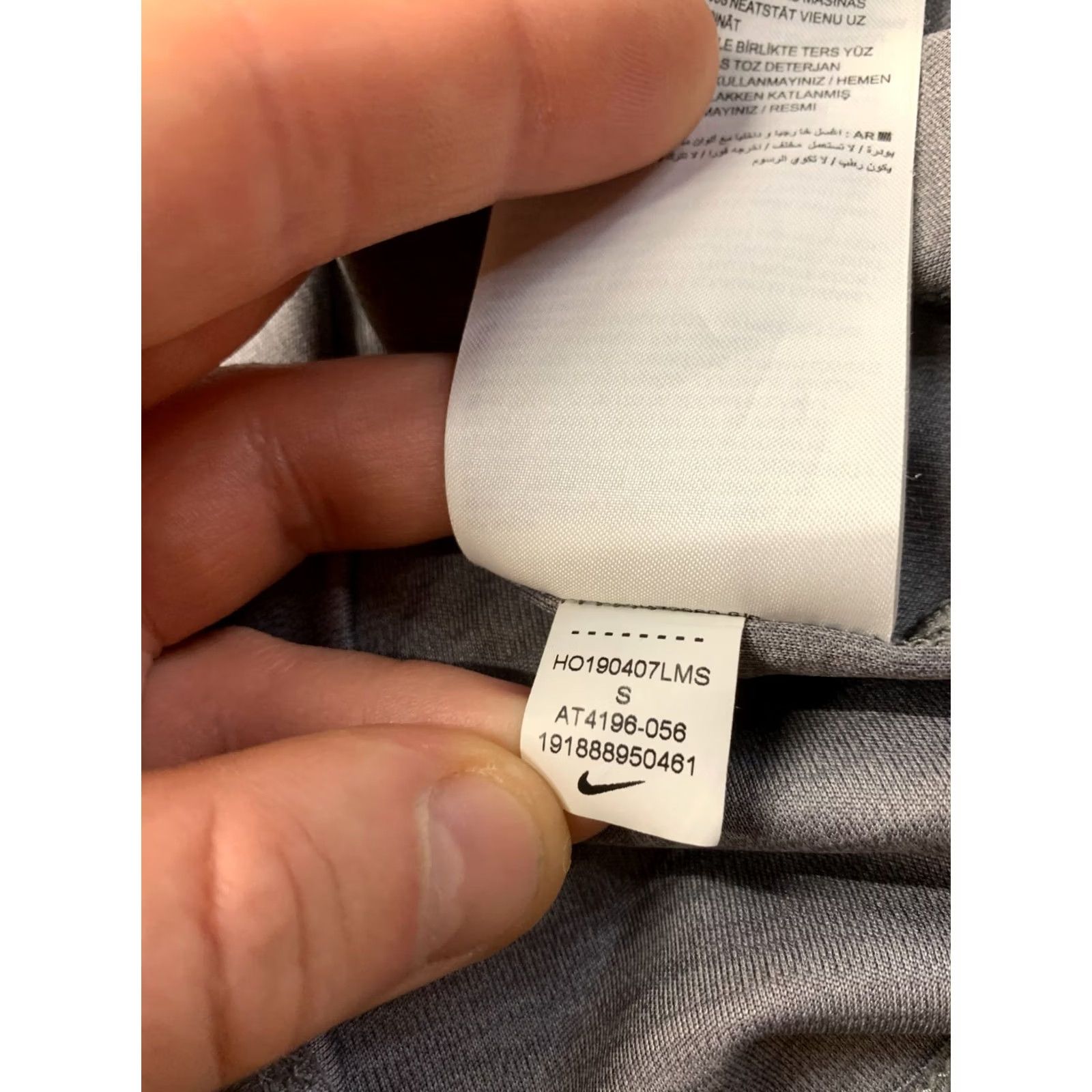 Nike Nike Running Miler Dri-Fit Original 2019 Training Women Shirt Jersey Tee Size S Gray Size S / US 4 / IT 40 - 6 Thumbnail