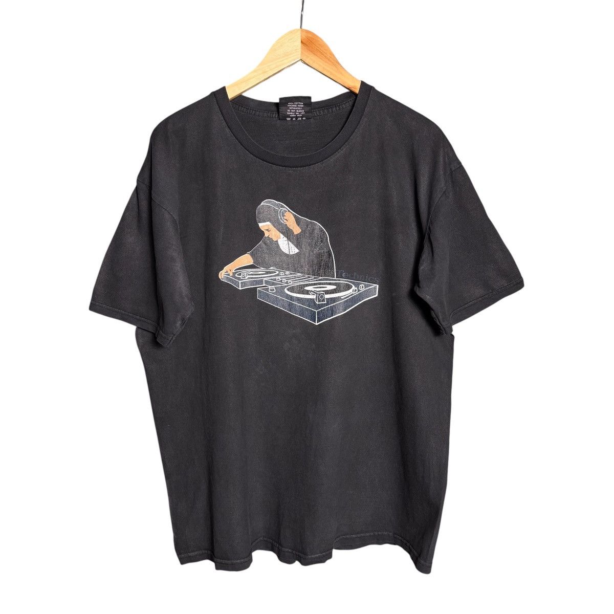 Vintage Vintage 90s Technics Nun DJ Distressed T-Shirt Size US XL / EU 56 / 4 - 1 Thumbnail