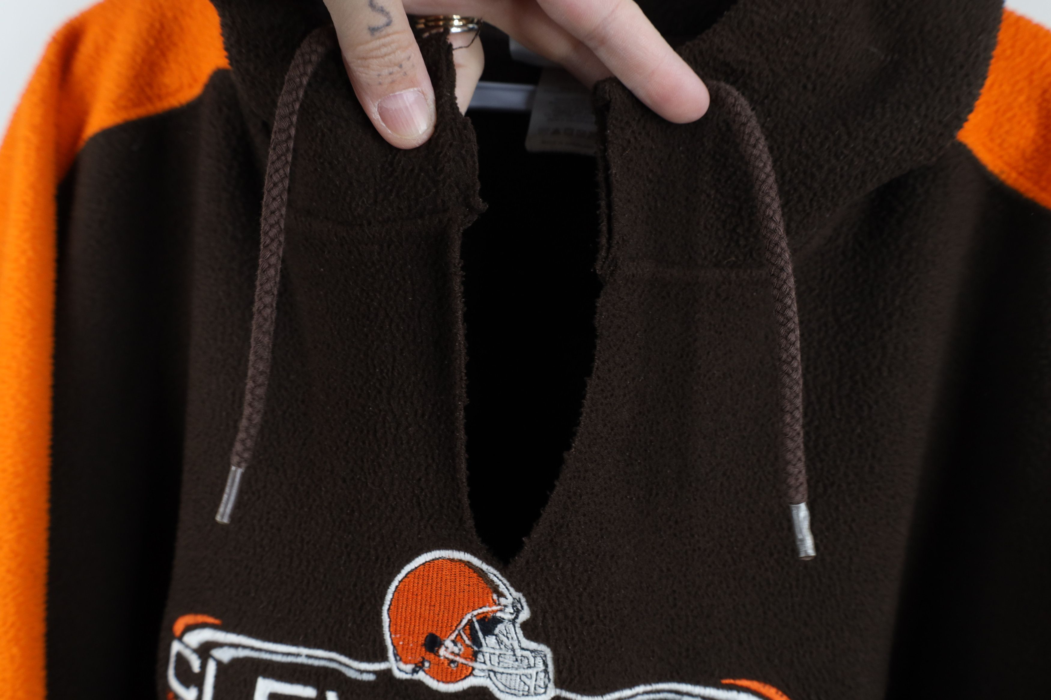 Vintage Vintage Spell Out Cleveland Browns Football Fleece Hoodie Size US L / EU 52-54 / 3 - 6 Thumbnail