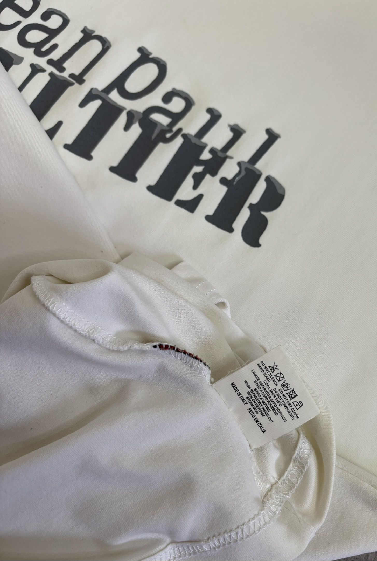 Jean Paul Gaultier Jean Paul Gaultier Jean's T-shirt White Small JPG Jeans Size US S / EU 44-46 / 1 - 16 Thumbnail