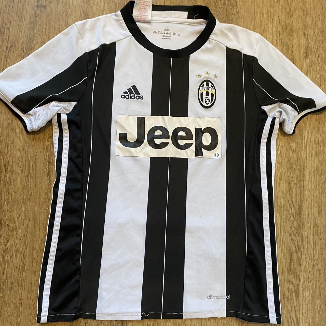 Adidas Adidas Juventus 2016-17 home shirt #Juventus Serie a Size US XS / EU 42 / 0 - 1 Thumbnail