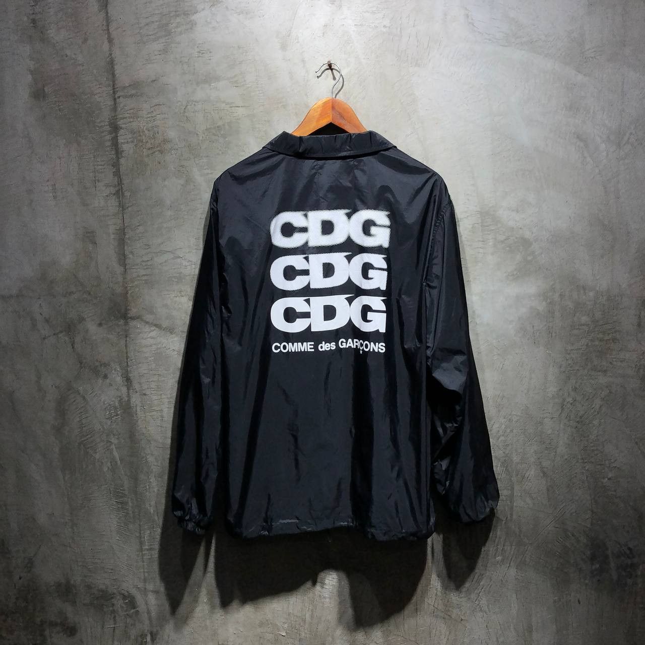 CDG by Comme des Garcons CDG CDG CDG “My Energy Comes from Freedom” Coach Jacket Size US XL / EU 56 / 4 - 1 Thumbnail