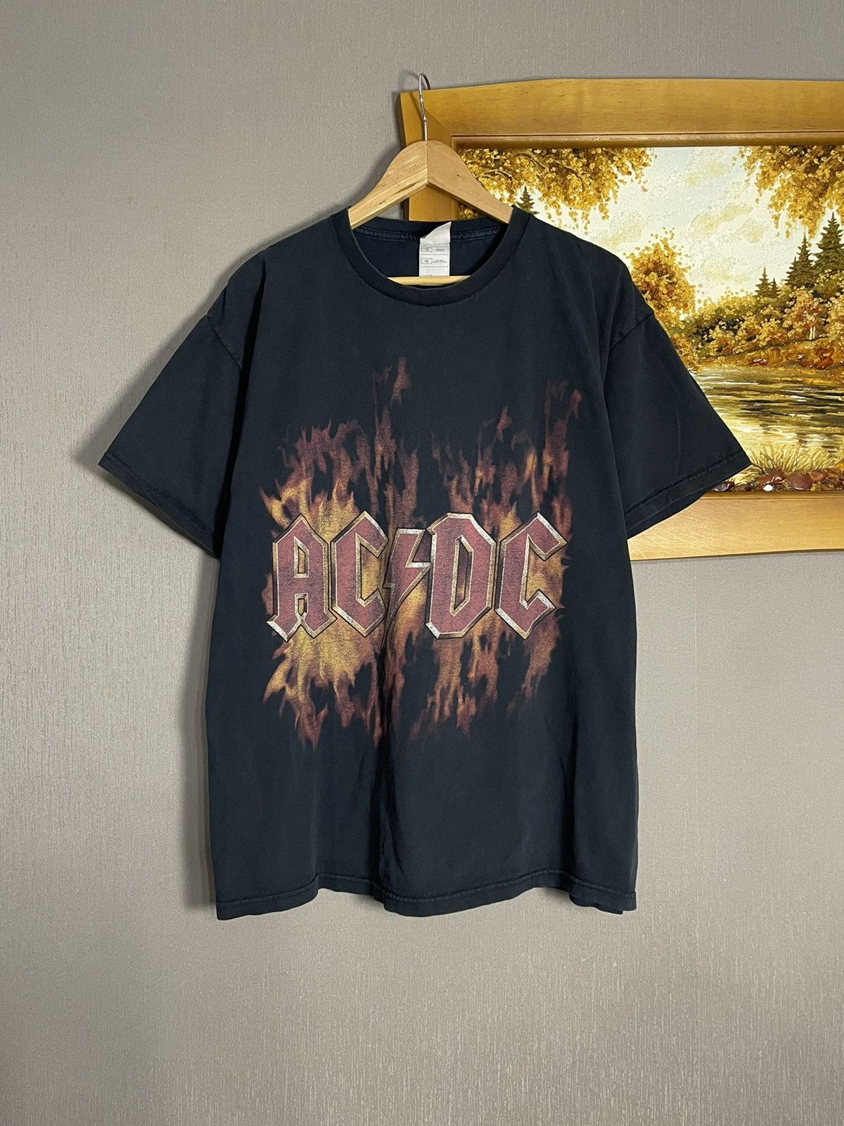 Fruit Of The Loom Vintage AC DC Flame Logo Faded Graphic T-shirt Band Size US XL / EU 56 / 4 - 2 Thumbnail