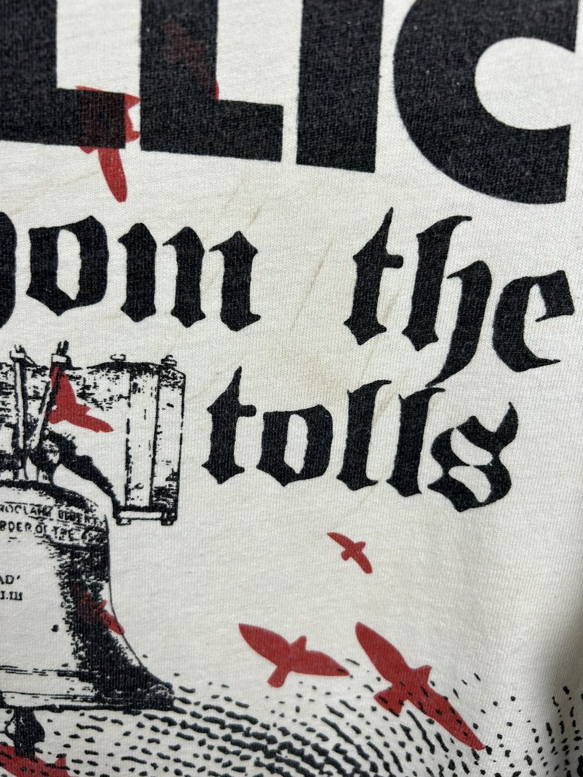 Band Tees × Vintage Vintage Metallica Crow All Over Print T shirt Size US M / EU 48-50 / 2 - 20 Thumbnail