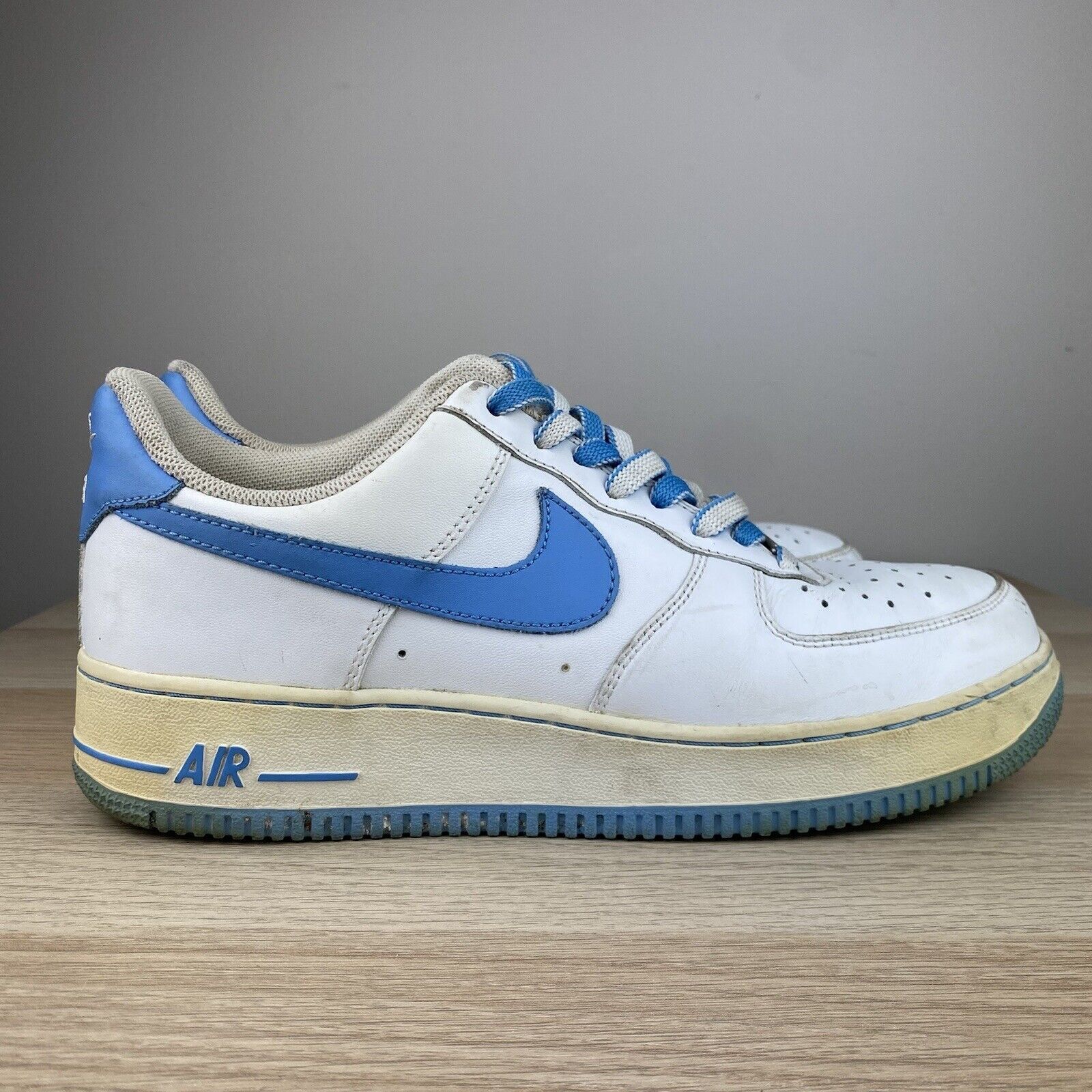 Nike Nike Air Force 1 University Blue Sneakers Size 9 Used Worn Size US 9 / EU 42 - 3 Thumbnail