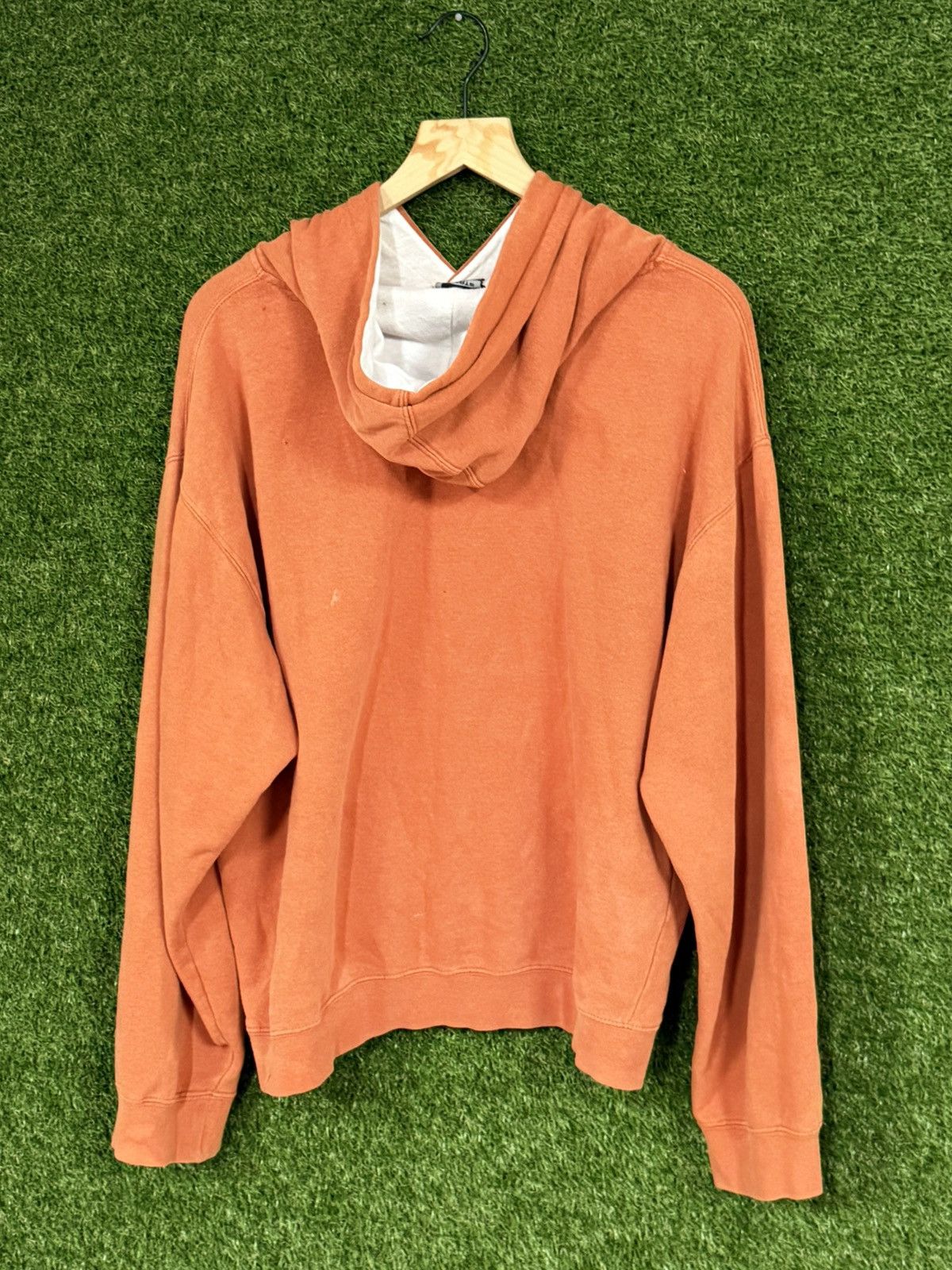 Vintage Vintage University Texas Distressed Longhorn Hoodie Y2K UT Size US XL / EU 56 / 4 - 5 Thumbnail