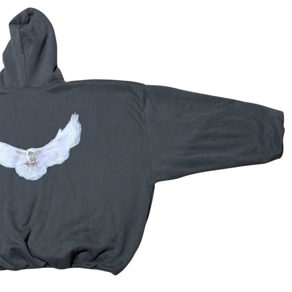 Balenciaga × Gap × Yeezy YGEBB DOVE HOODIE BLACK XXL KANYE WEST DEMNA Size US XXL / EU 58 / 5 - 6 Thumbnail