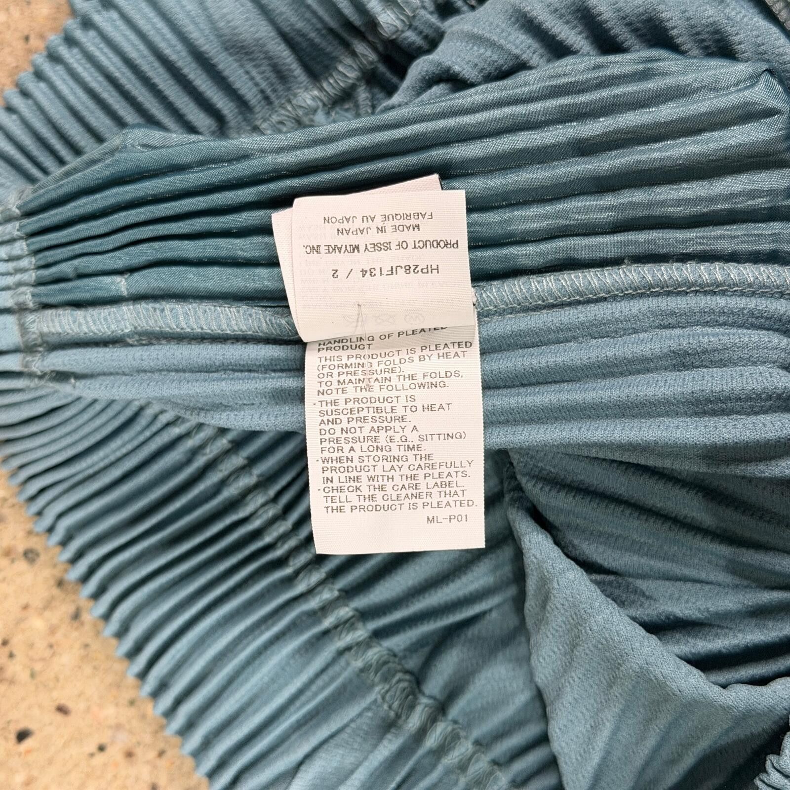 Issey Miyake Issey Miyake Pleated Pants Size US 32 / EU 48 - 8 Thumbnail