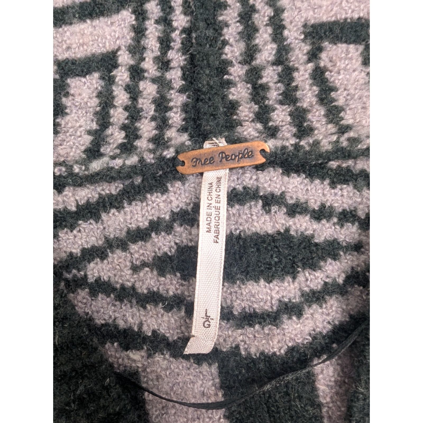Free People Free People Hoodie Womens L Green Six Degrees Tribal Printed Wool Acrylic Linen Nylon Spandex Size L / US 10 / IT 46 - 7 Thumbnail