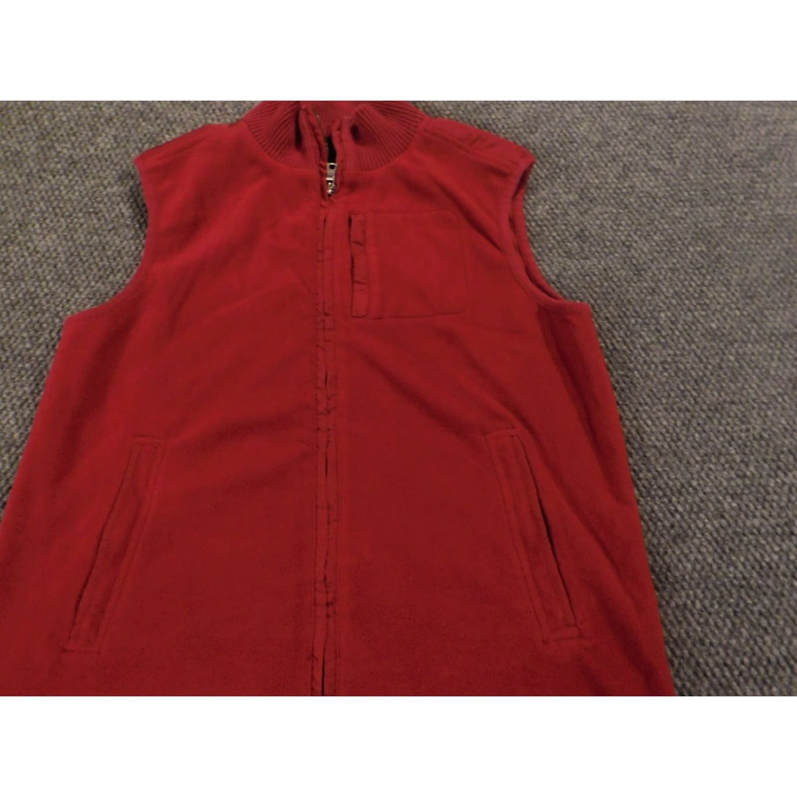 Banana Republic VINTAGE Banana Republic Mens Vest Medium Red Full Zip outerwear Size US M / EU 48-50 / 2 - 4 Thumbnail