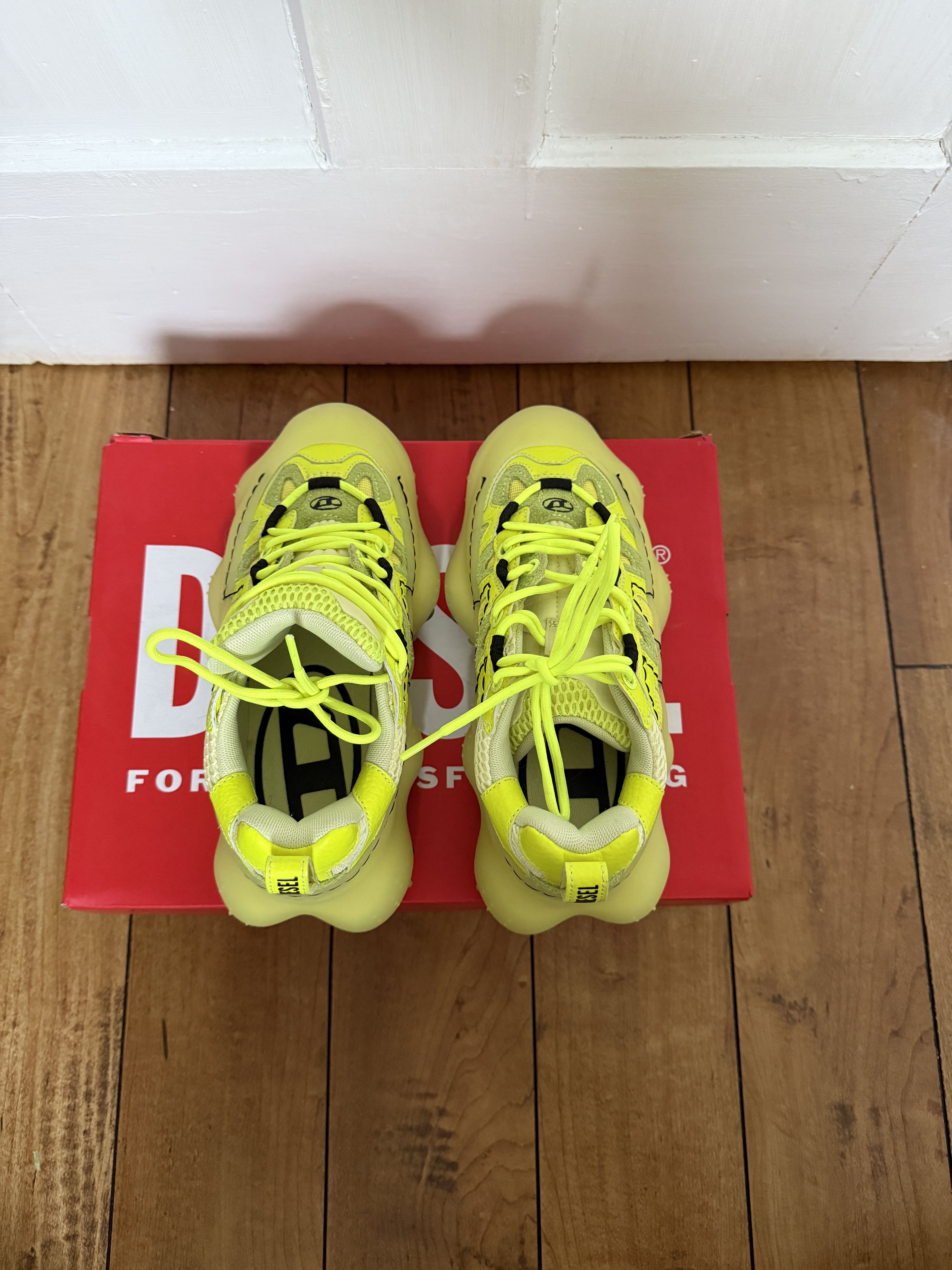 Diesel Diesel S-Prototype P1 W Sneaker Size US 6 / IT 36 - 2 Thumbnail