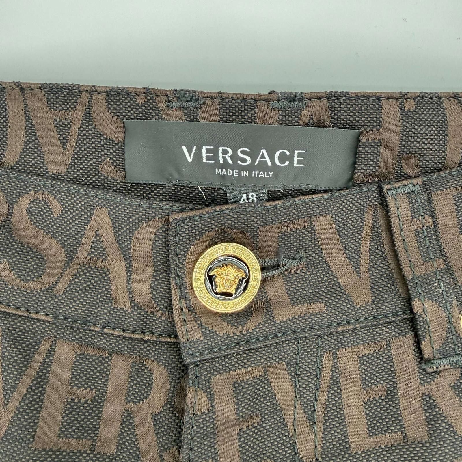 Versace Versace All-Over Logo Brown Denim Jeans 48 Used Size US 44 / EU 60 - 3 Thumbnail