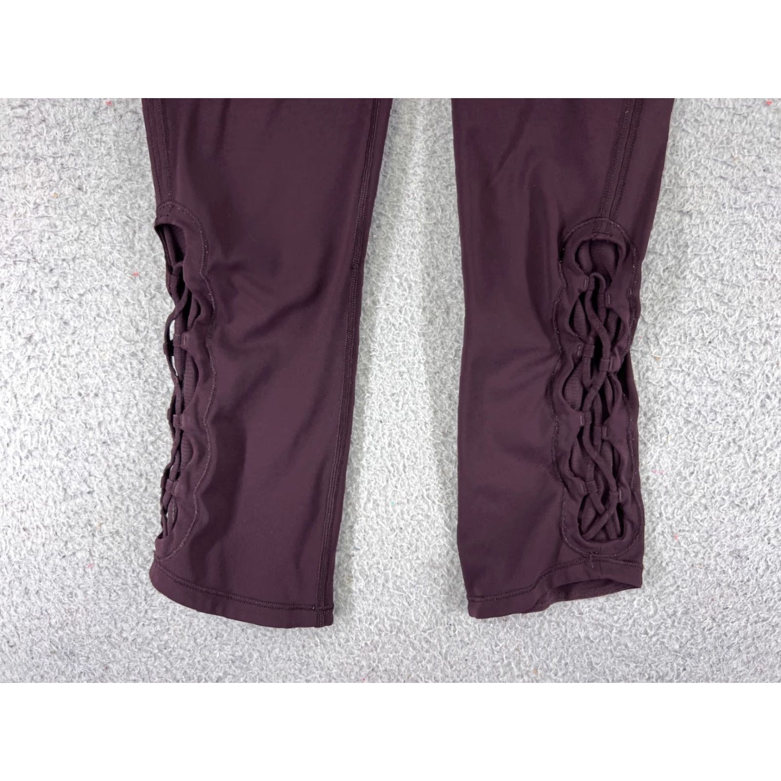 Lululemon Lululemon Crop Pants Women's 2 Red Tied to It Luxtreme Yoga 21" Inseam Athleisure Size 26" / US 2 / IT 38 - 2 Thumbnail