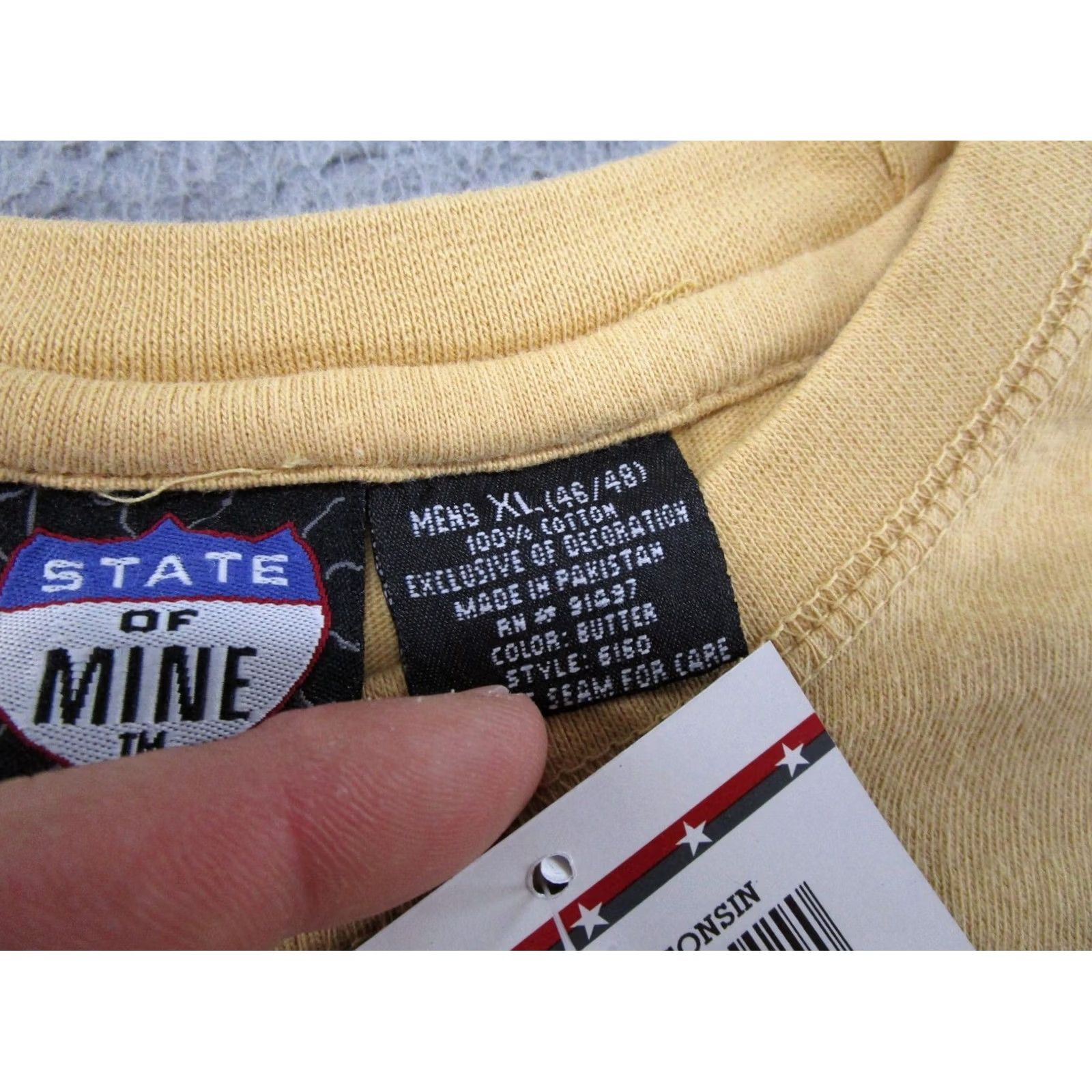 Vintage State of Mine Wisconsin Cheese State Embroidered T-Shirt XL Men Yellow Size US XL / EU 56 / 4 - 4 Thumbnail