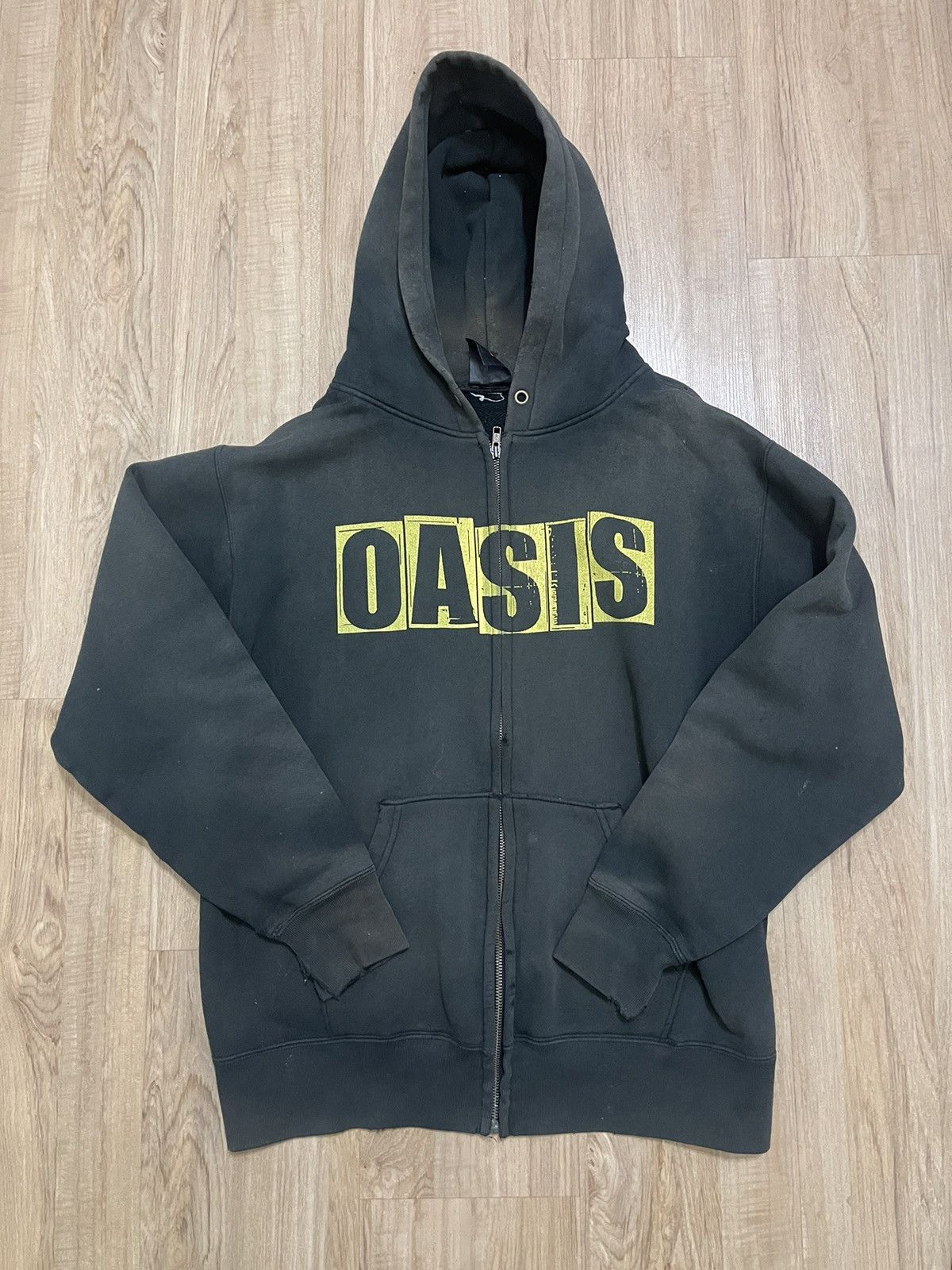 Band Tees × Vintage Vintage and distress Oasis Brit Pop hoodie Size US L / EU 52-54 / 3 - 1 Thumbnail