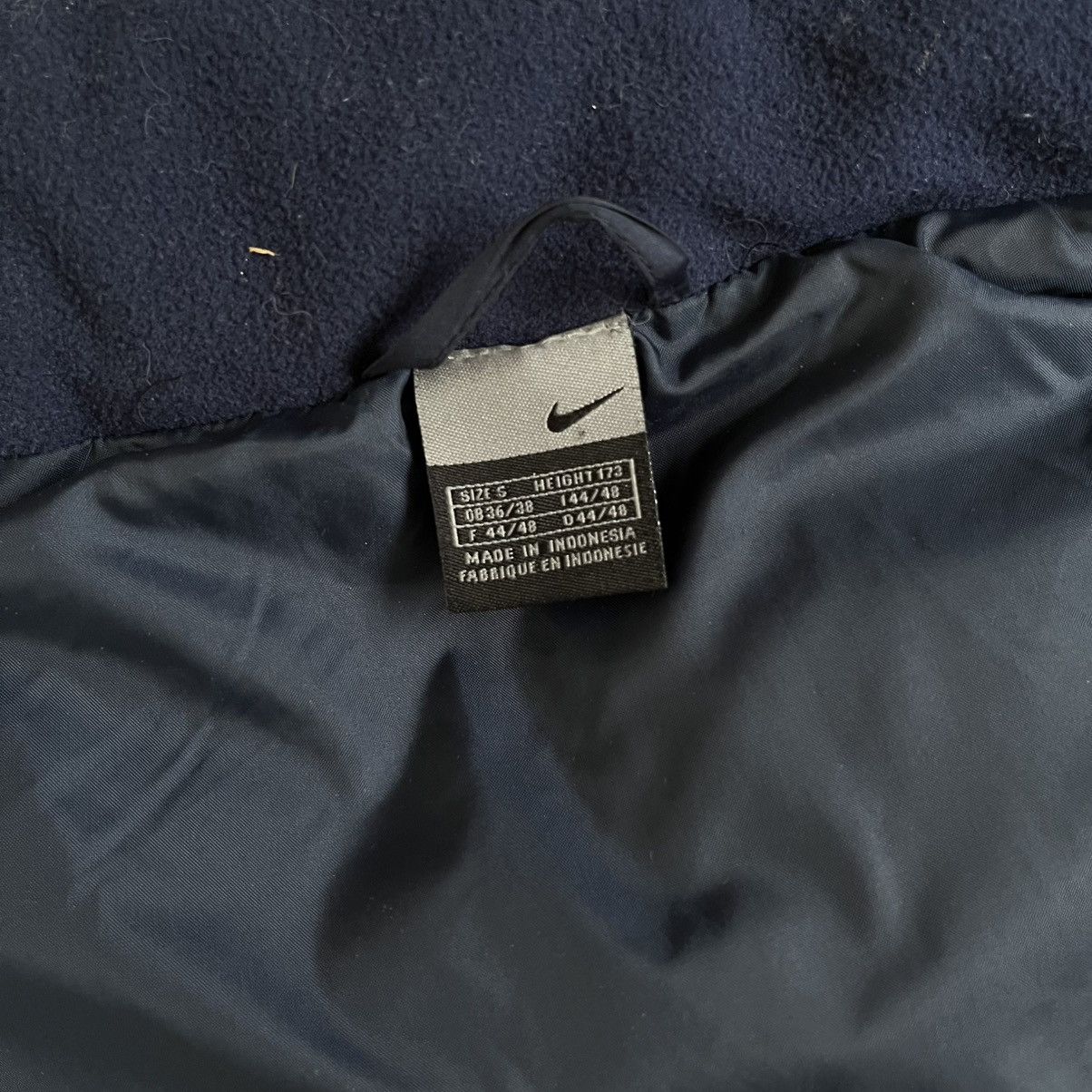 Nike Vintage Y2K Nike Down Vest Size US M / EU 48-50 / 2 - 10 Thumbnail