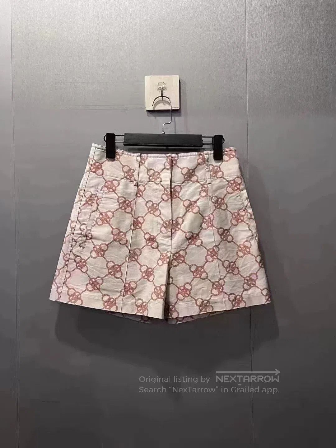 Hermes Hermes New Printed Shorts Size 38. Size US 38 / EU 54 - 1 Thumbnail