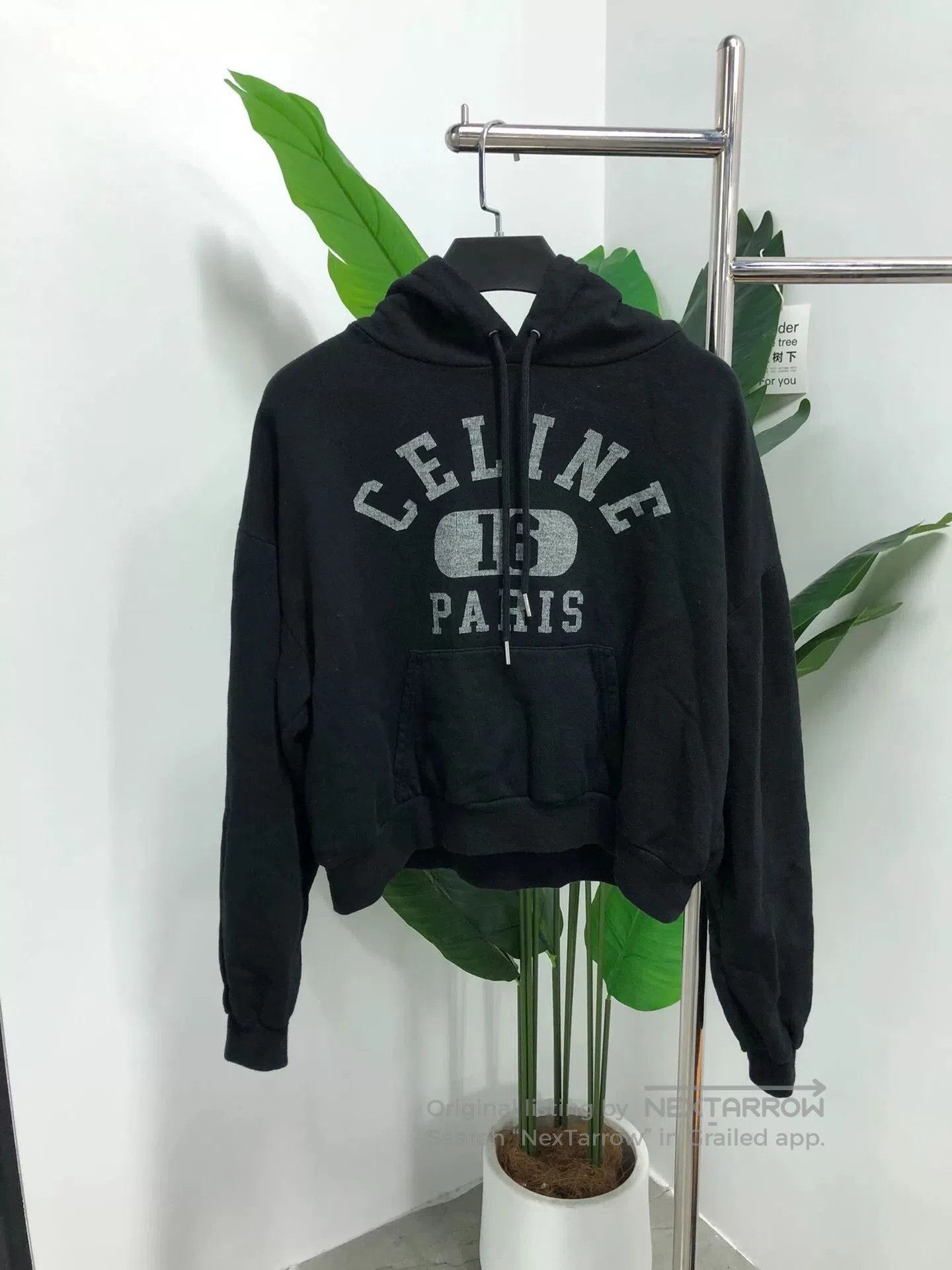Celine celine logo printed cropped hoodie in black. Size S / US 4 / IT 40 - 1 Thumbnail